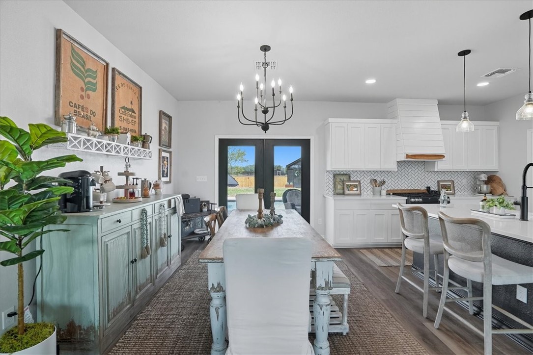 Alice, Texas, 78332, United States, 3 Bedrooms Bedrooms, ,2 BathroomsBathrooms,Residential,For Sale,1995593