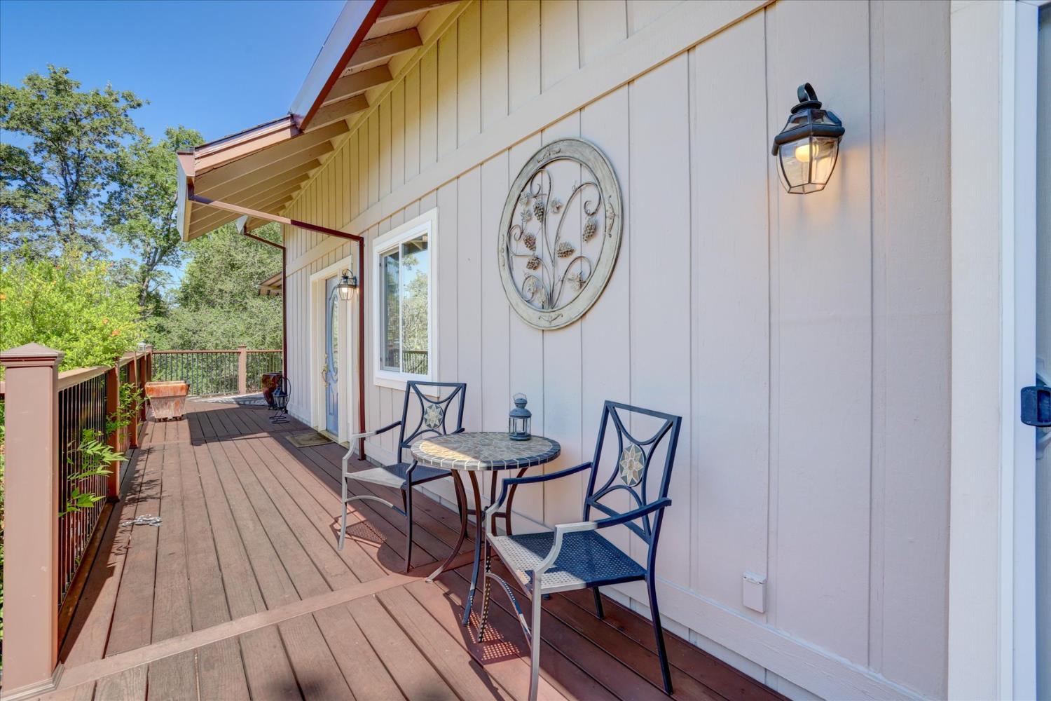 Auburn, California, 95602, United States, 3 Bedrooms Bedrooms, ,2 BathroomsBathrooms,Residential,For Sale,1976114