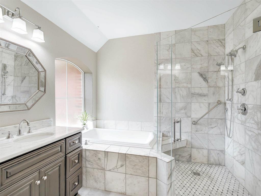 McKinney, Texas, 75072, United States, 4 Bedrooms Bedrooms, ,4 BathroomsBathrooms,Residential,For Sale,1940985