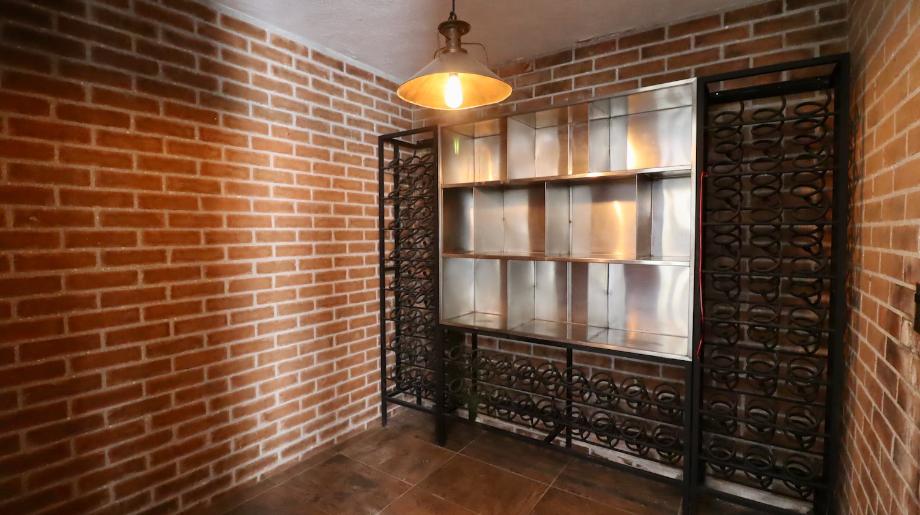 Morelia, Michoacán de Ocampo, 58290, Mexico, 4 Bedrooms Bedrooms, ,4 BathroomsBathrooms,Residential,For Sale,1941746