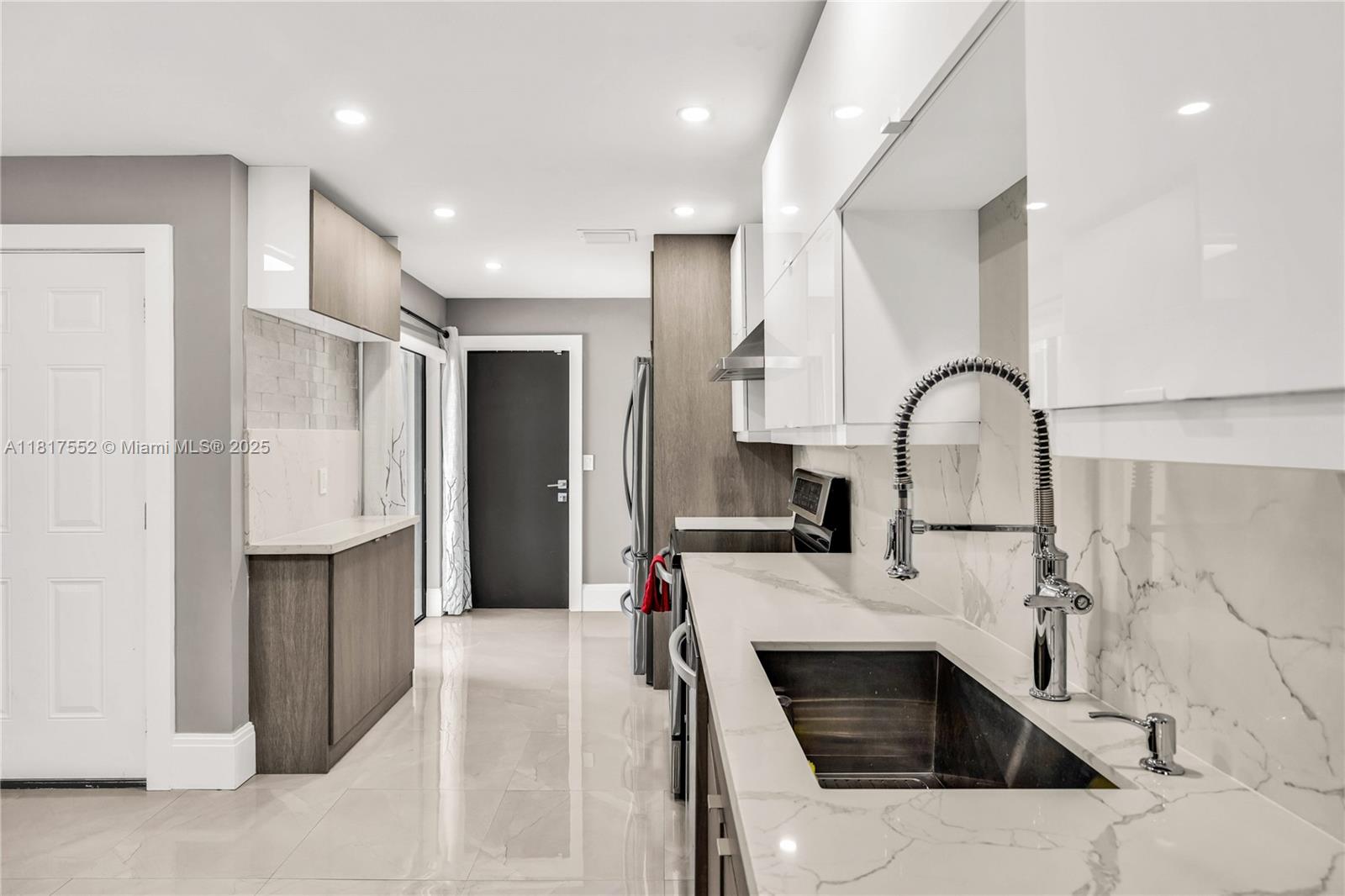 Boca Raton, Florida, 33433, United States, 3 Bedrooms Bedrooms, ,2 BathroomsBathrooms,Residential,For Sale,1850054