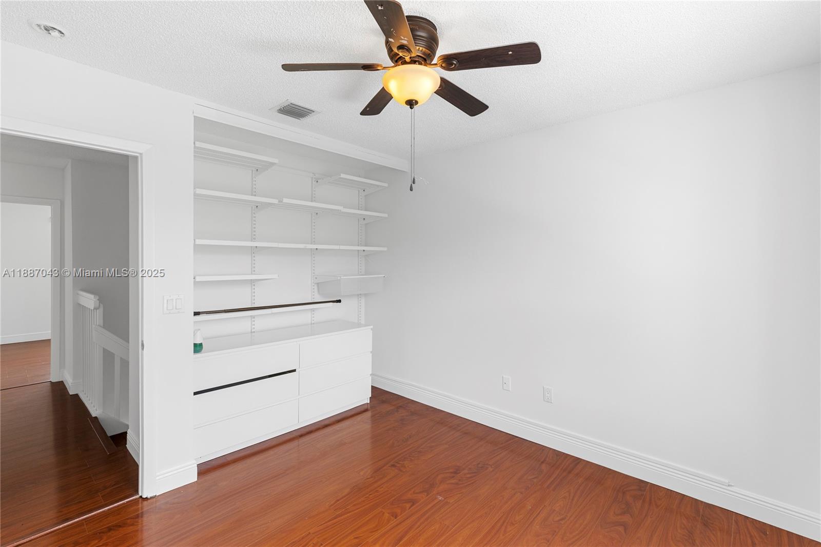 Pembroke Pines, Florida, 33028, United States, 3 Bedrooms Bedrooms, ,3 BathroomsBathrooms,Residential,For Sale,1958356