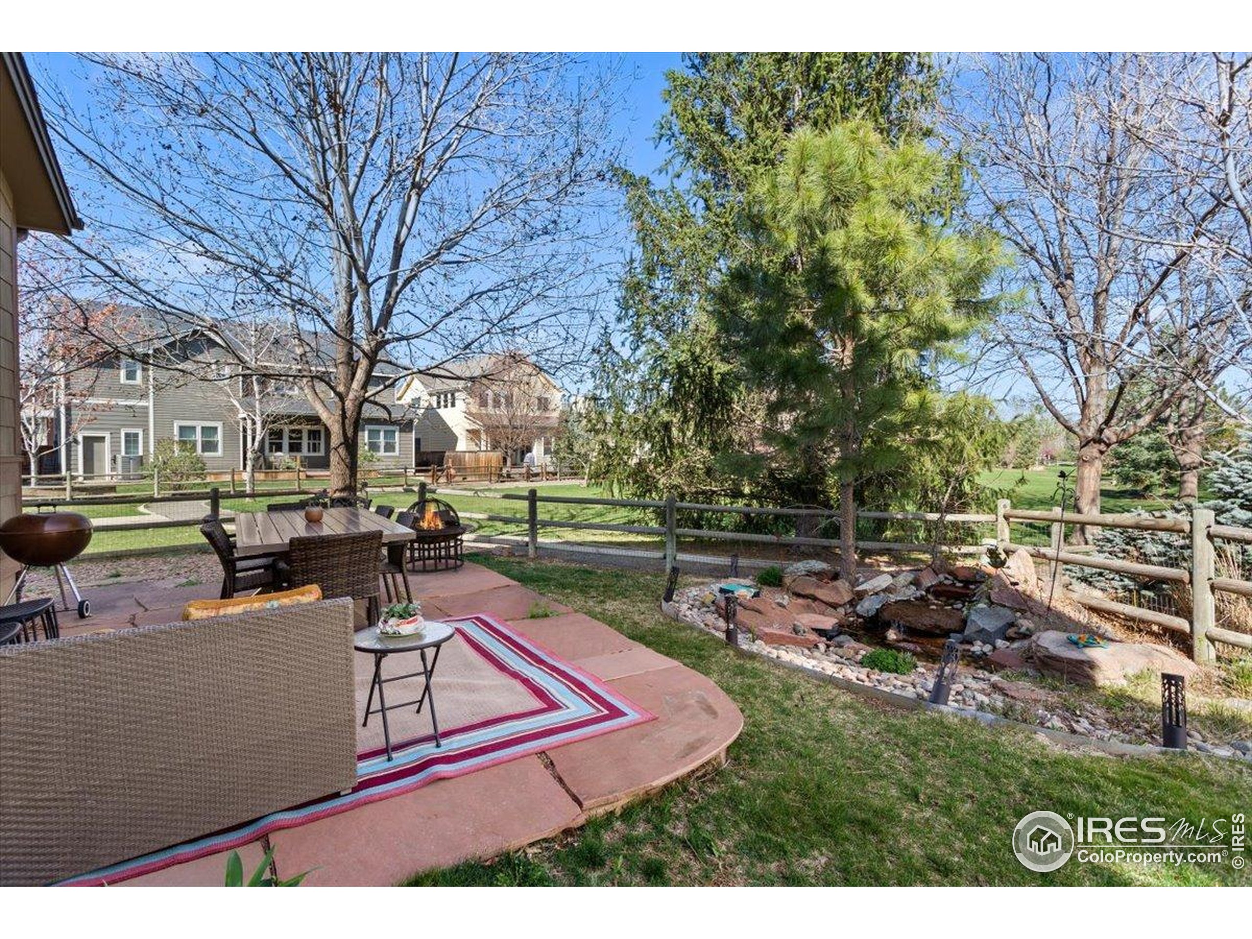 Longmont, Colorado, 80503, United States, 4 Bedrooms Bedrooms, ,3 BathroomsBathrooms,Residential,For Sale,1910378