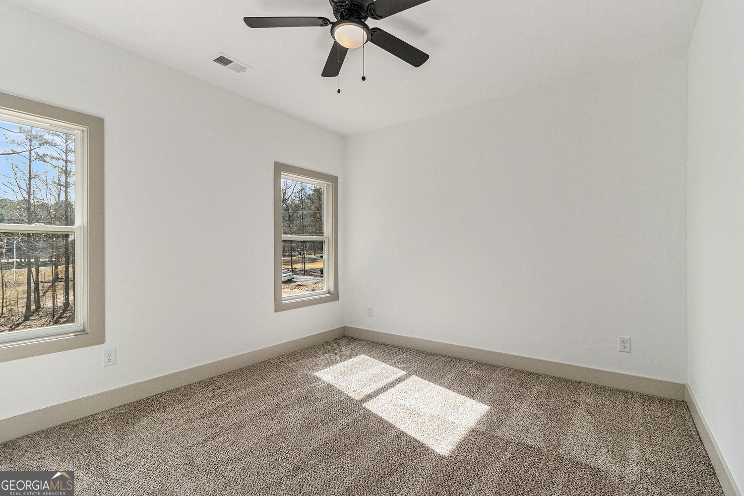 Oxford, Georgia, 30054, United States, 4 Bedrooms Bedrooms, ,3 BathroomsBathrooms,Residential,For Sale,1952005