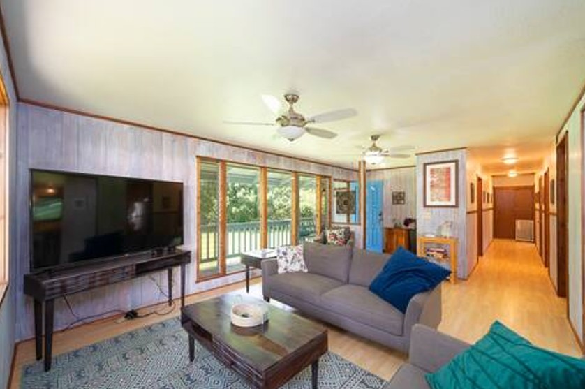 Keaau, Hawaii, 96749, United States, 4 Bedrooms Bedrooms, ,3 BathroomsBathrooms,Residential,For Sale,1859664