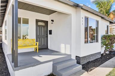 Wilmington, California, 90744, United States, 2 Bedrooms Bedrooms, ,1 BathroomBathrooms,Residential,For Sale,2011715