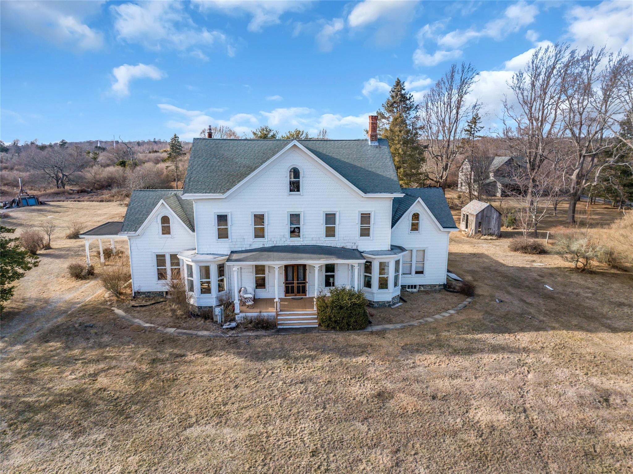 Orient, New York, 11957, United States, 7 Bedrooms Bedrooms, ,3 BathroomsBathrooms,Residential,For Sale,1696050