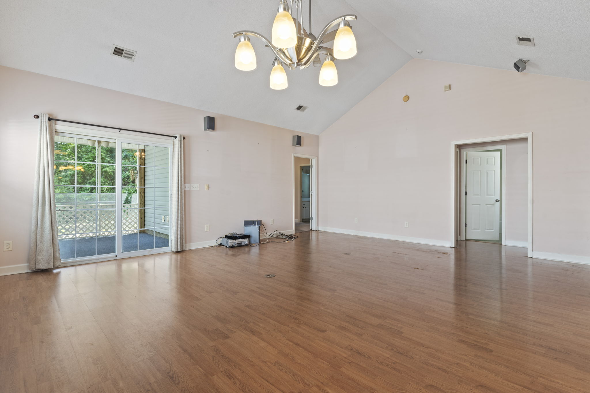 North Myrtle Beach, South Carolina, 29582, United States, 3 Bedrooms Bedrooms, ,2 BathroomsBathrooms,Residential,For Sale,1928700