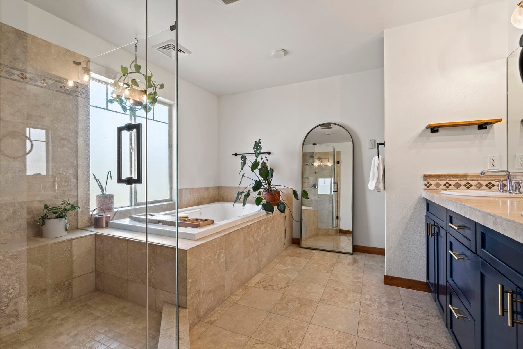  2073 NW Shevlin Crest Drive Bend, OR 97703 - 物件實景