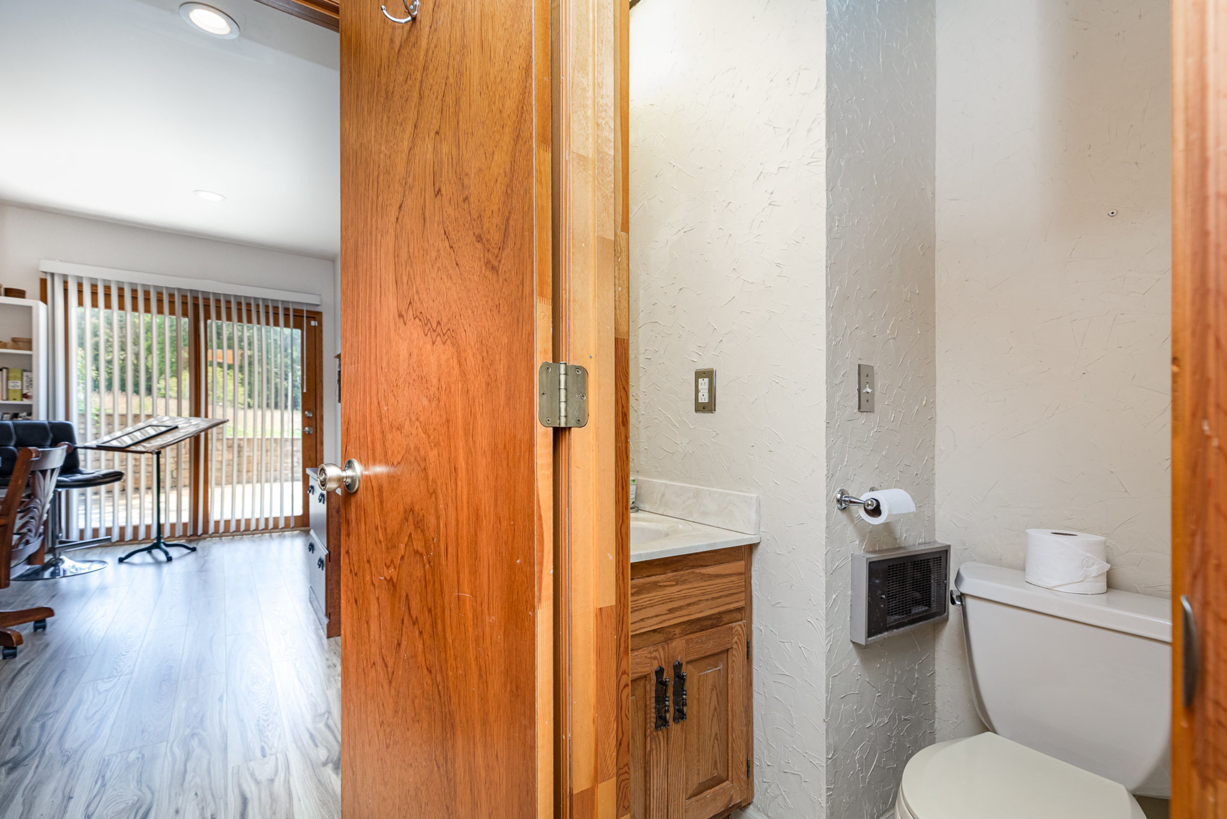 Troutman, North Carolina, 28166, United States, 2 Bedrooms Bedrooms, ,4 BathroomsBathrooms,Residential,For Sale,1900736