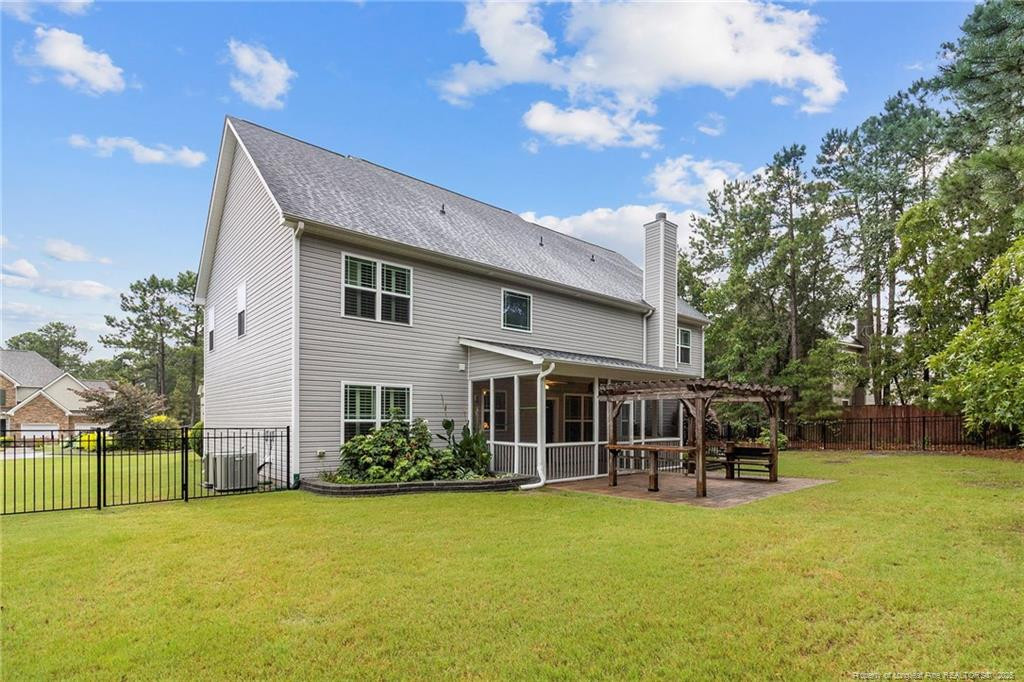 Sanford, North Carolina, 27332, United States, 4 Bedrooms Bedrooms, ,4 BathroomsBathrooms,Residential,For Sale,1891962