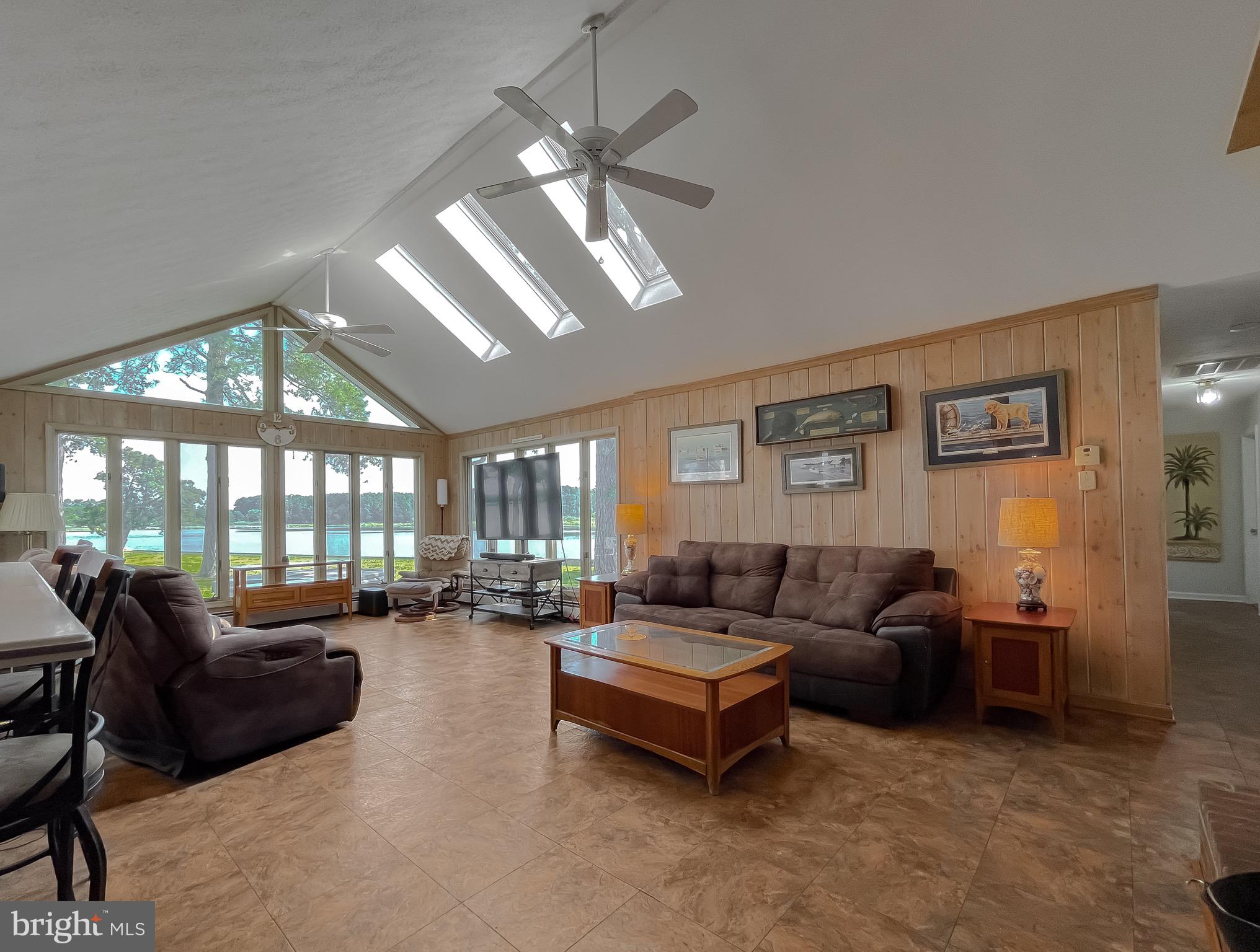 Scotland, Maryland, 20687, United States, 4 Bedrooms Bedrooms, ,3 BathroomsBathrooms,Residential,For Sale,1921367