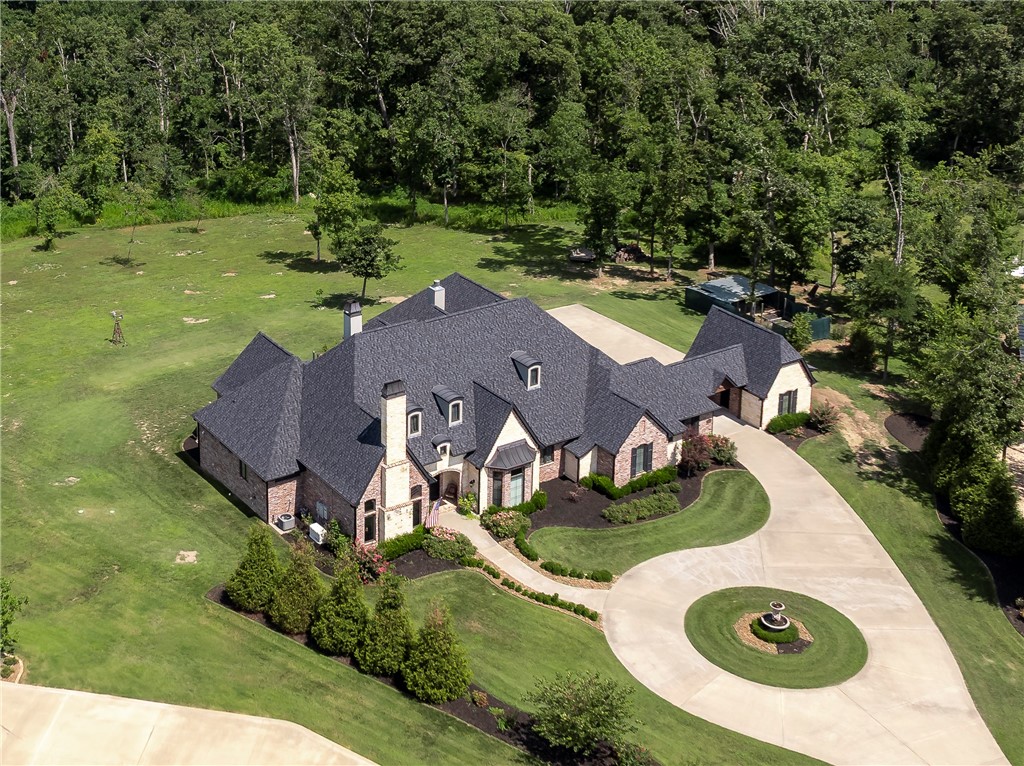 Rogers, Arkansas, 72756, United States, 4 Bedrooms Bedrooms, ,6 BathroomsBathrooms,Residential,For Sale,1987603