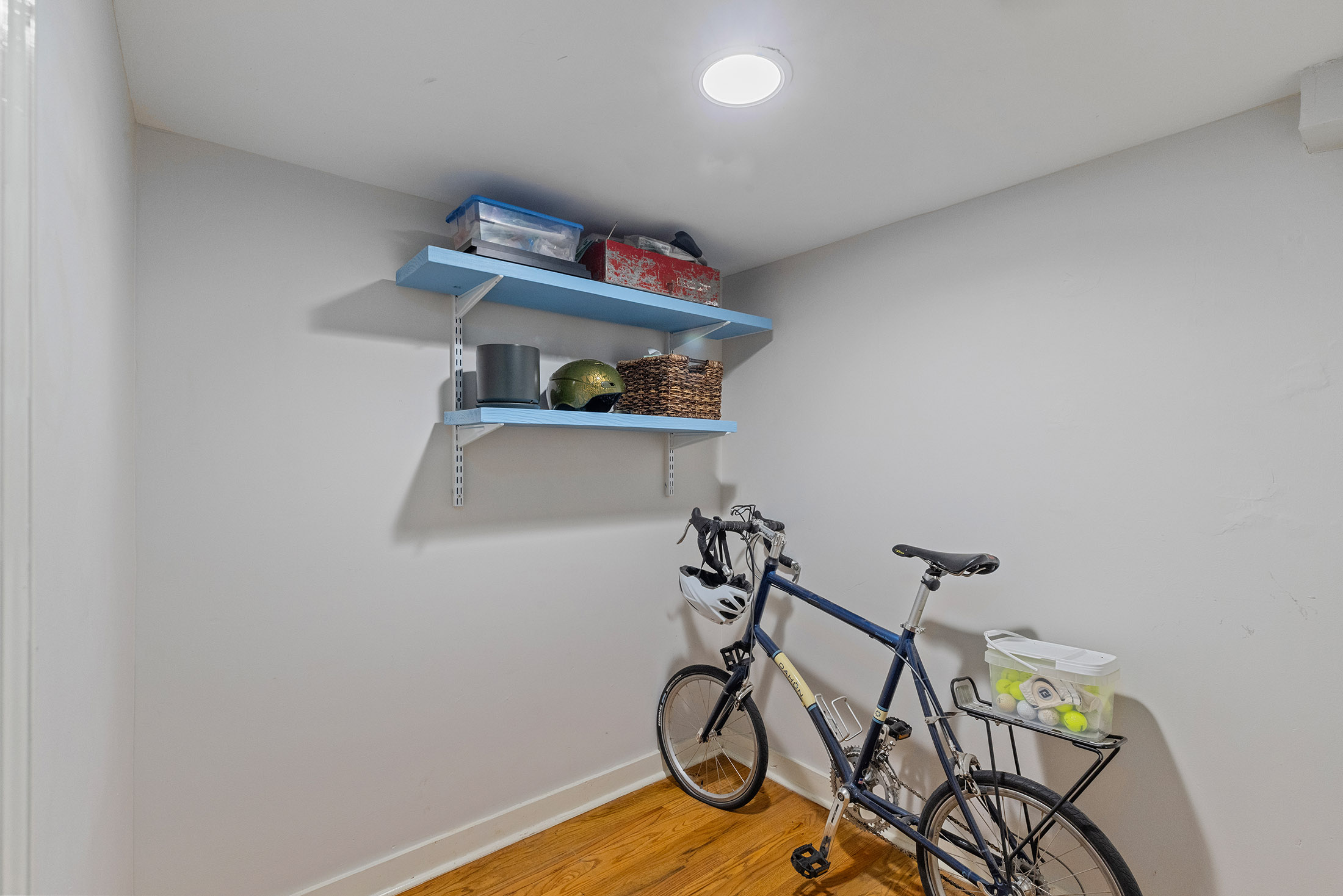  One-of-a-Kind, Historic, Midtown Mid-Rise - 物件實景