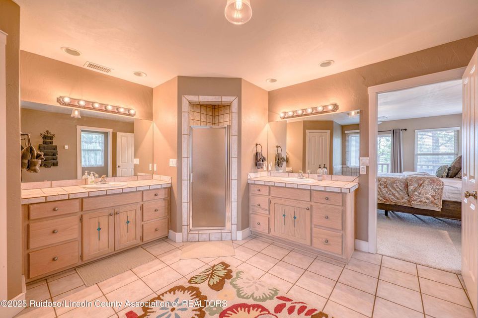 Ruidoso, New Mexico, 88345, United States, 4 Bedrooms Bedrooms, ,3 BathroomsBathrooms,Residential,For Sale,1895343