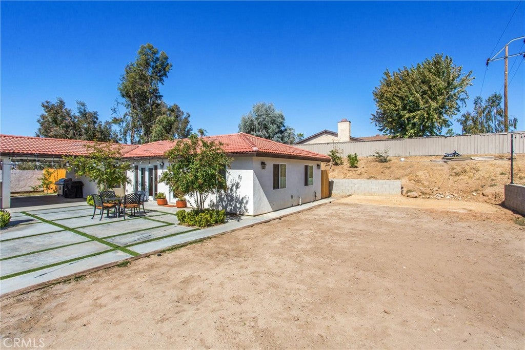 Yucaipa, California, 92399, United States, 7 Bedrooms Bedrooms, ,5 BathroomsBathrooms,Residential,For Sale,1975873