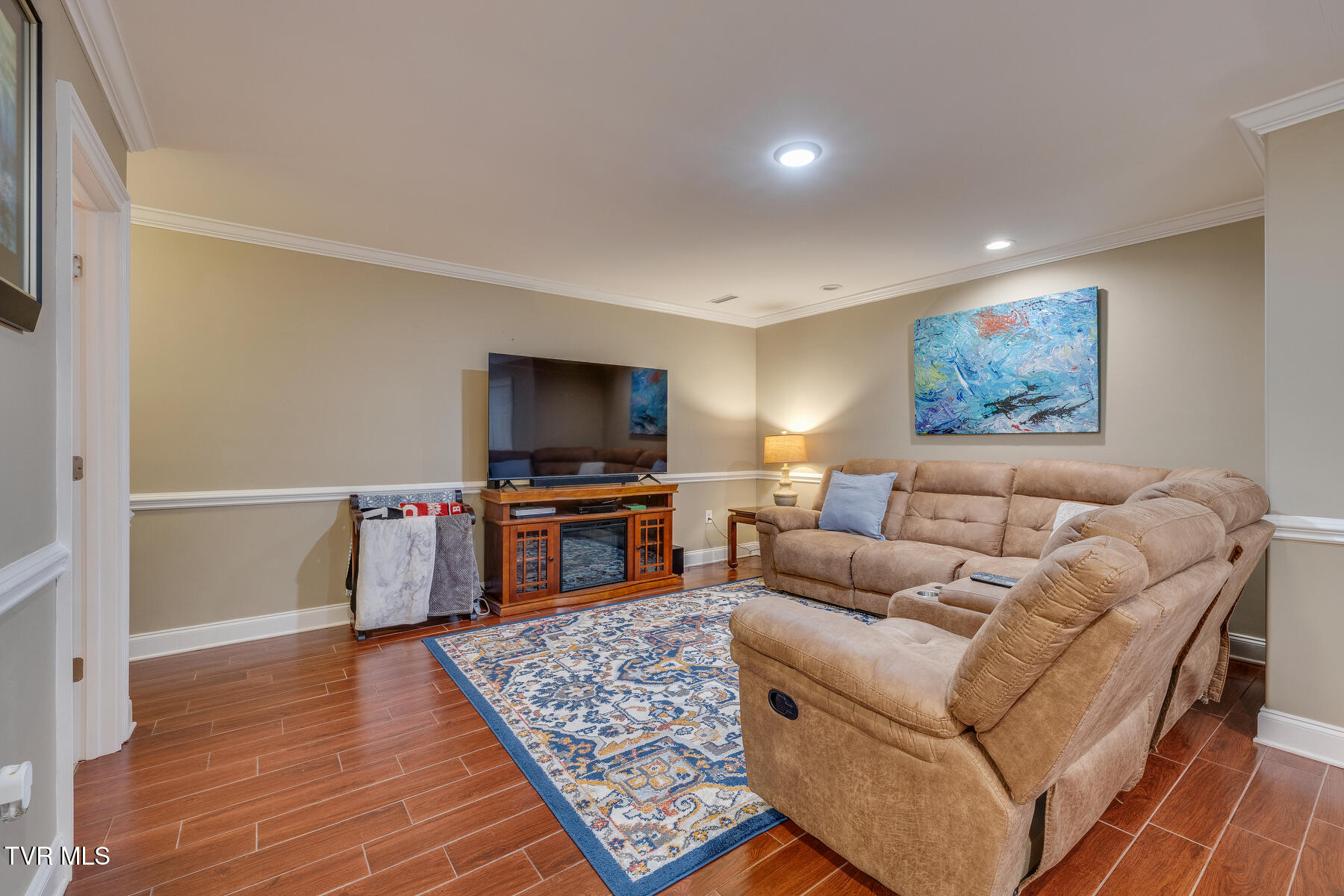 Kingsport, Tennessee, 37664, United States, 5 Bedrooms Bedrooms, ,5 BathroomsBathrooms,Residential,For Sale,1931023