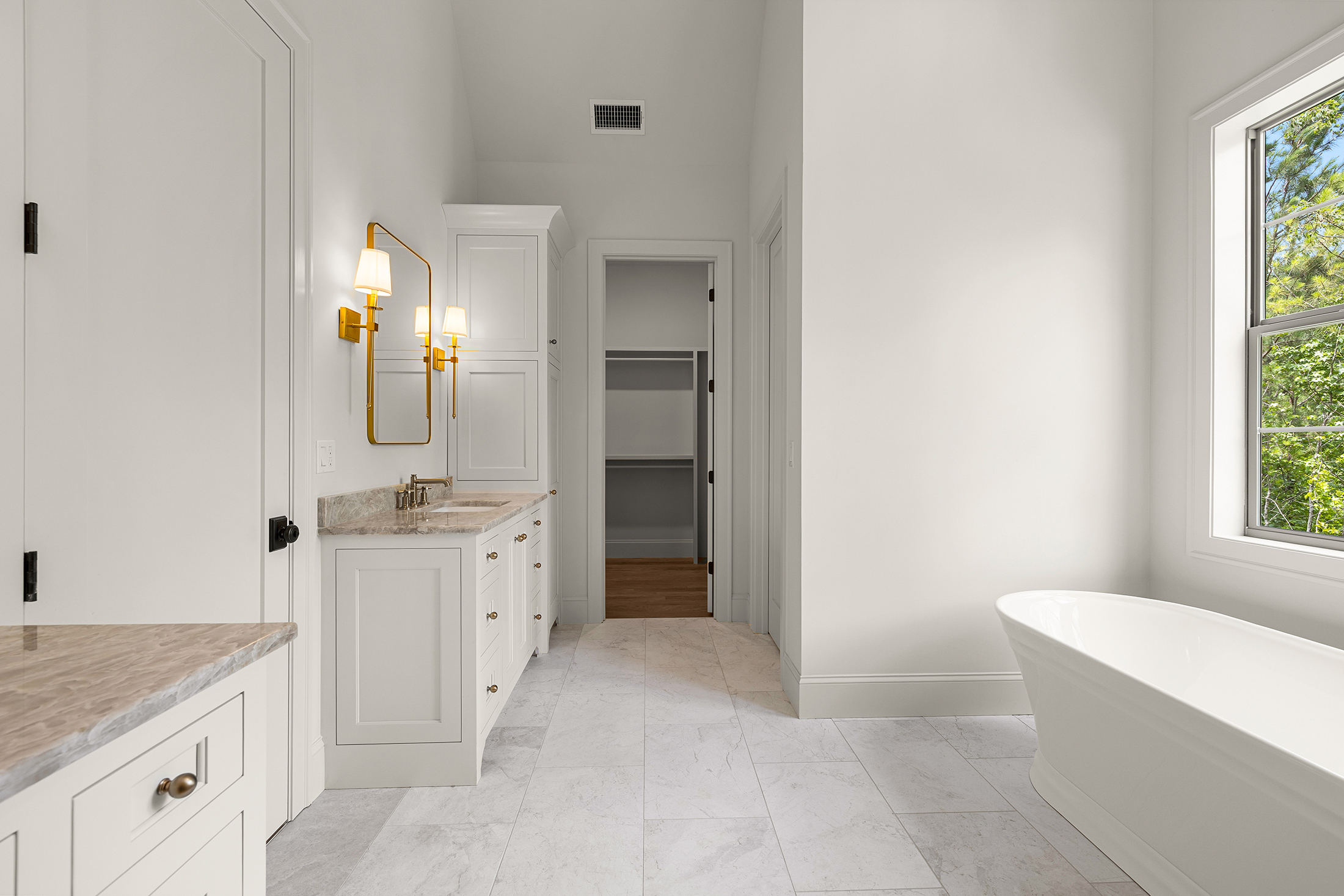  Beautiful New Construction With European Flair in Arbor Springs - 物件實景