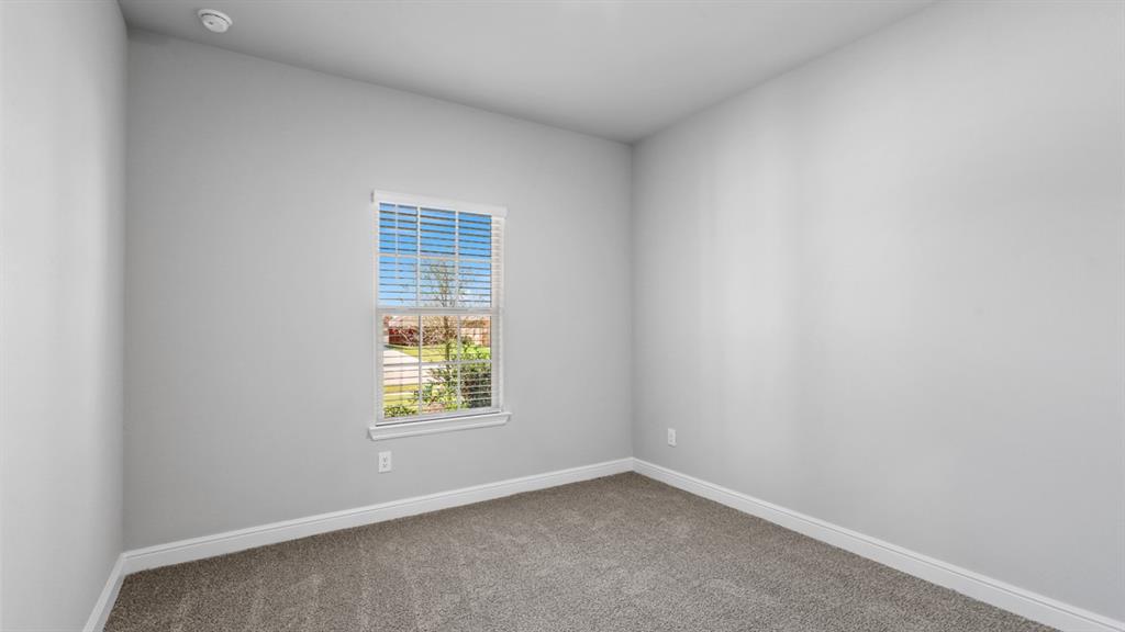 Mansfield, Texas, 76063, United States, 5 Bedrooms Bedrooms, ,3 BathroomsBathrooms,Residential,For Sale,1937196