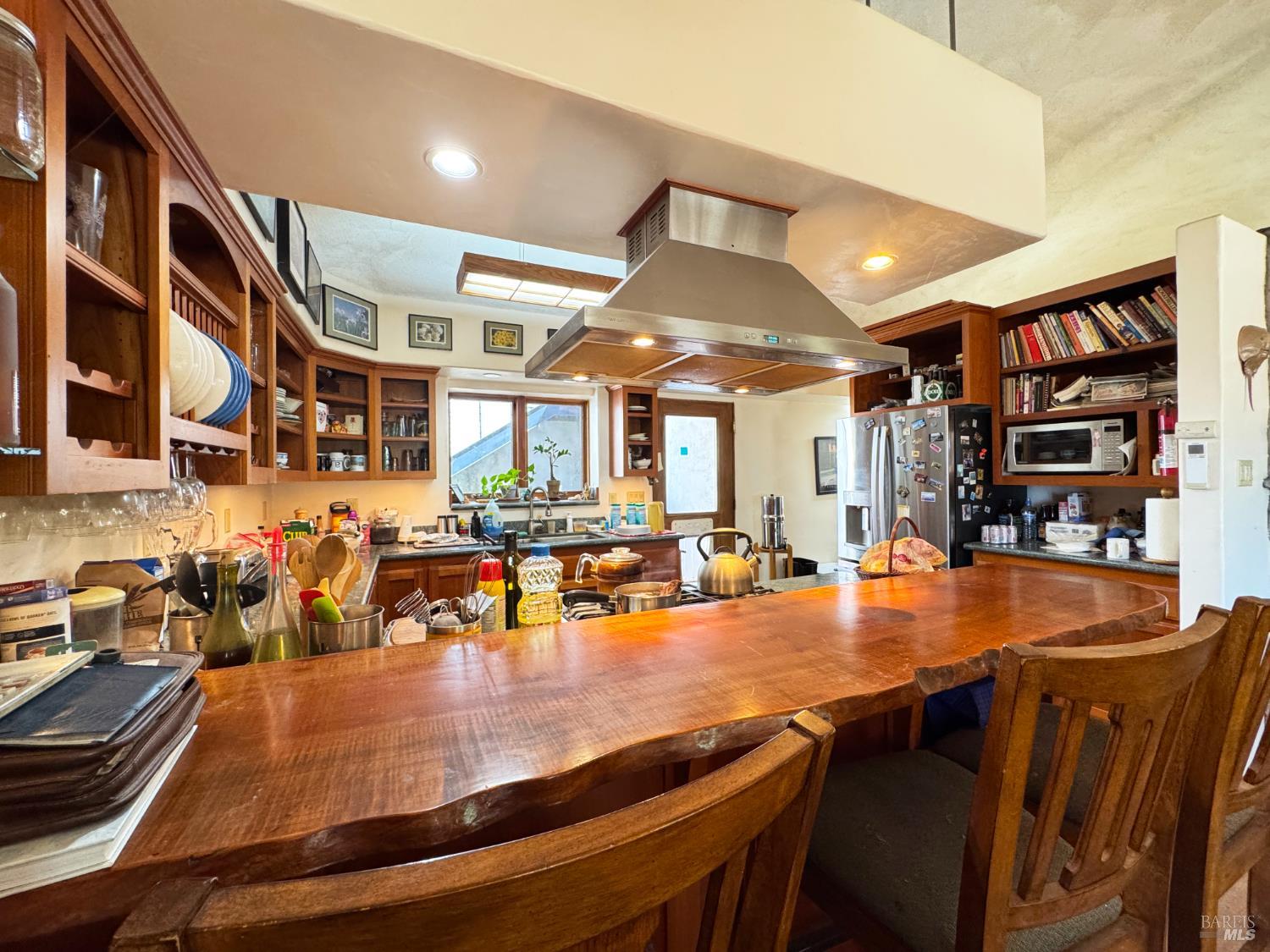 Garberville, California, 95542, United States, 3 Bedrooms Bedrooms, ,2 BathroomsBathrooms,Residential,For Sale,1914332