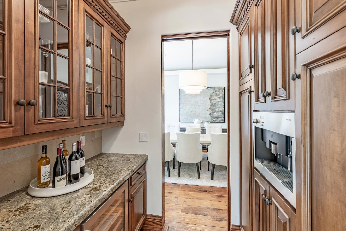 Menlo Park, California, 94025, United States, 5 Bedrooms Bedrooms, ,7 BathroomsBathrooms,Residential,For Sale,1941806