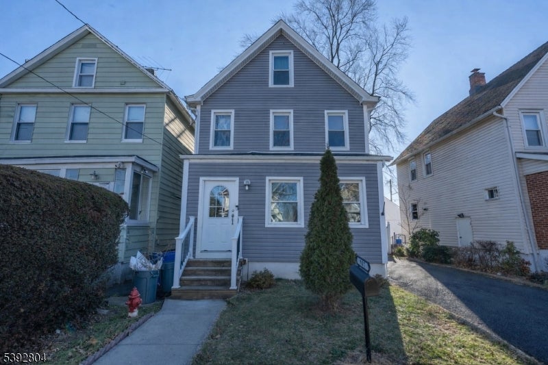 Rahway City, New Jersey, 07065, United States, 4 Bedrooms Bedrooms, ,2 BathroomsBathrooms,Residential,For Sale,2040253