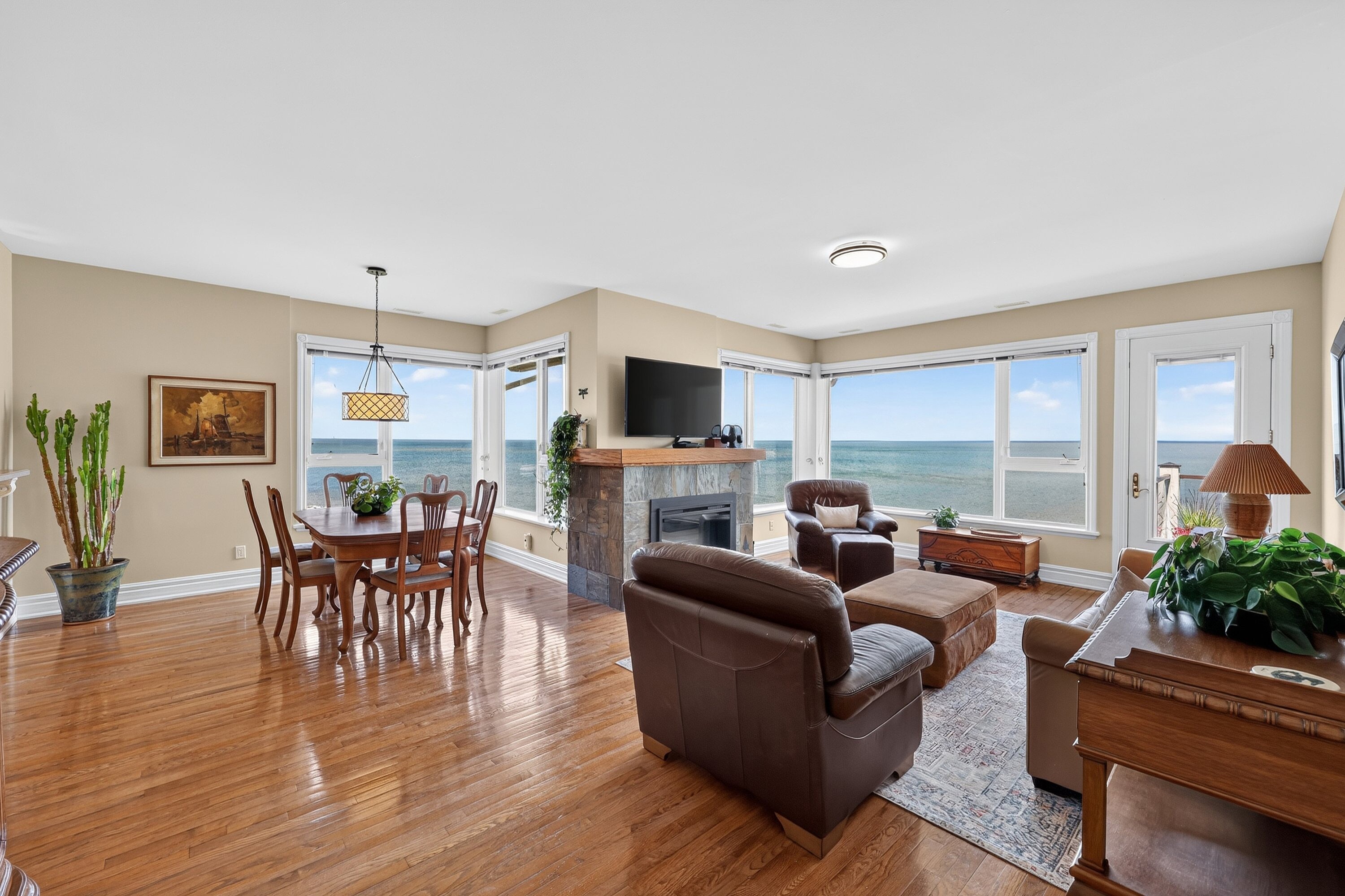  Unparalleled Waterfront Living - 物件實景