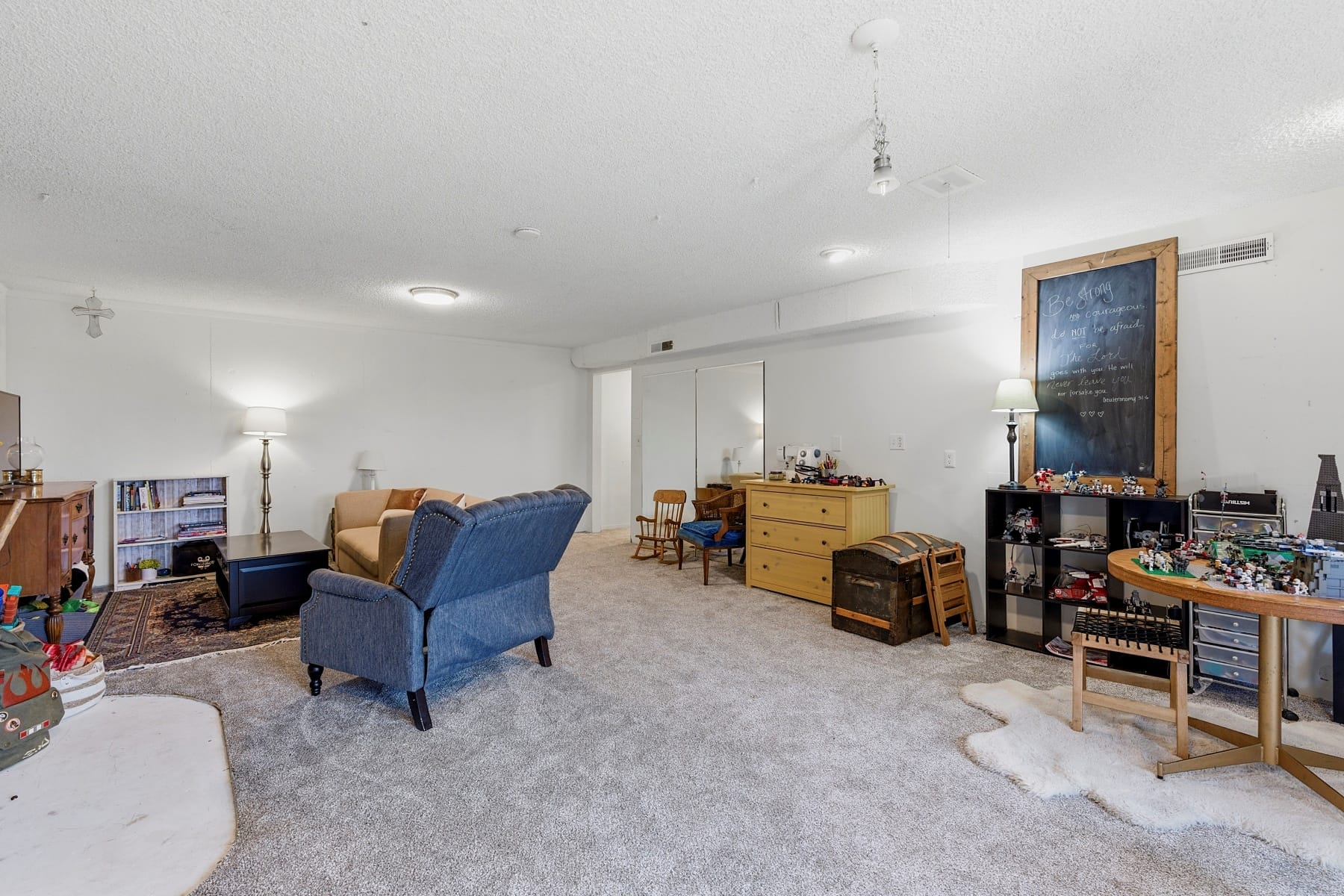  1103 NE Richard Lane Madras, OR 97741 - 物件實景