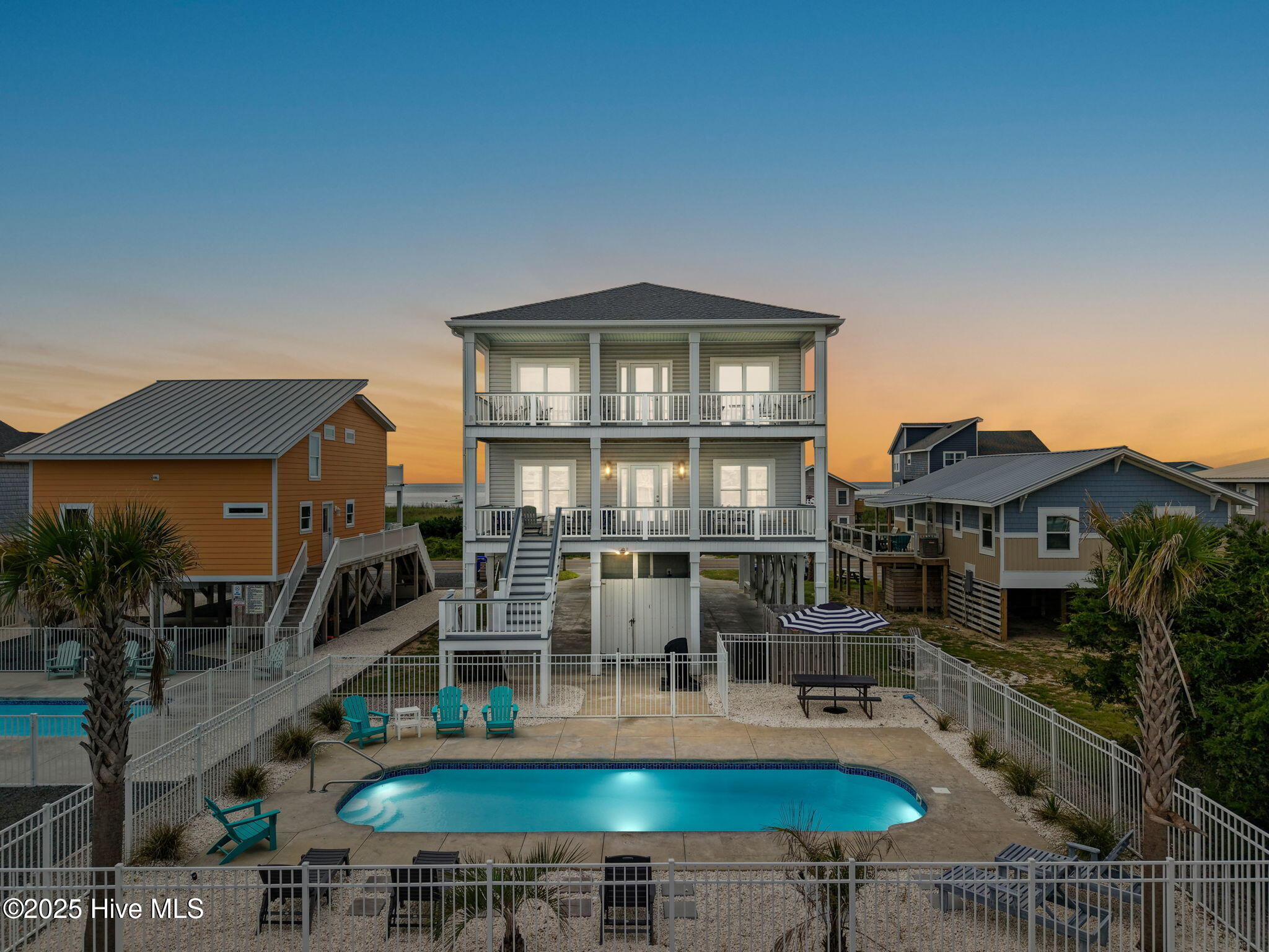 Oak Island, North Carolina, 28465, United States, 5 Bedrooms Bedrooms, ,5 BathroomsBathrooms,Residential,For Sale,1974906
