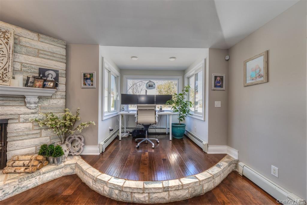 Oceanside, New York, 11572, United States, 3 Bedrooms Bedrooms, ,3 BathroomsBathrooms,Residential,For Sale,1995607