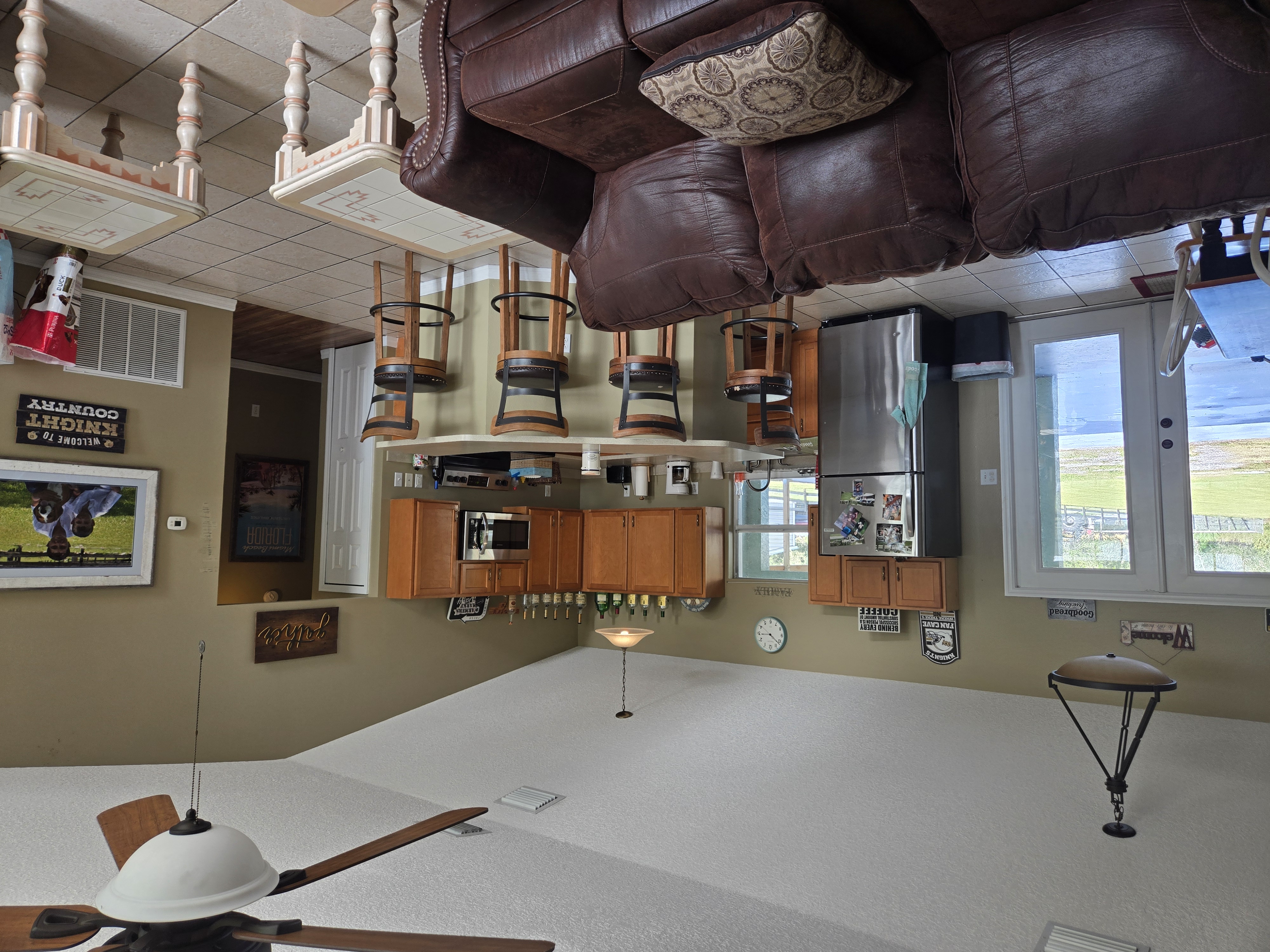 Okeechobee, Florida, 34972, United States, 3 Bedrooms Bedrooms, ,2 BathroomsBathrooms,Residential,For Sale,1930518