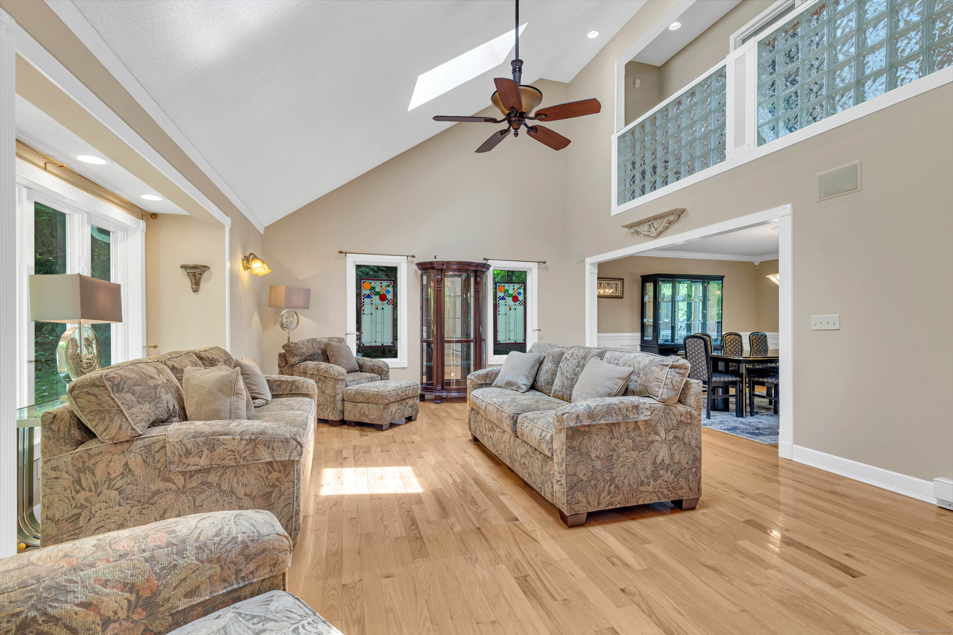 Madison, Connecticut, 06443, United States, 4 Bedrooms Bedrooms, ,3 BathroomsBathrooms,Residential,For Sale,1896835