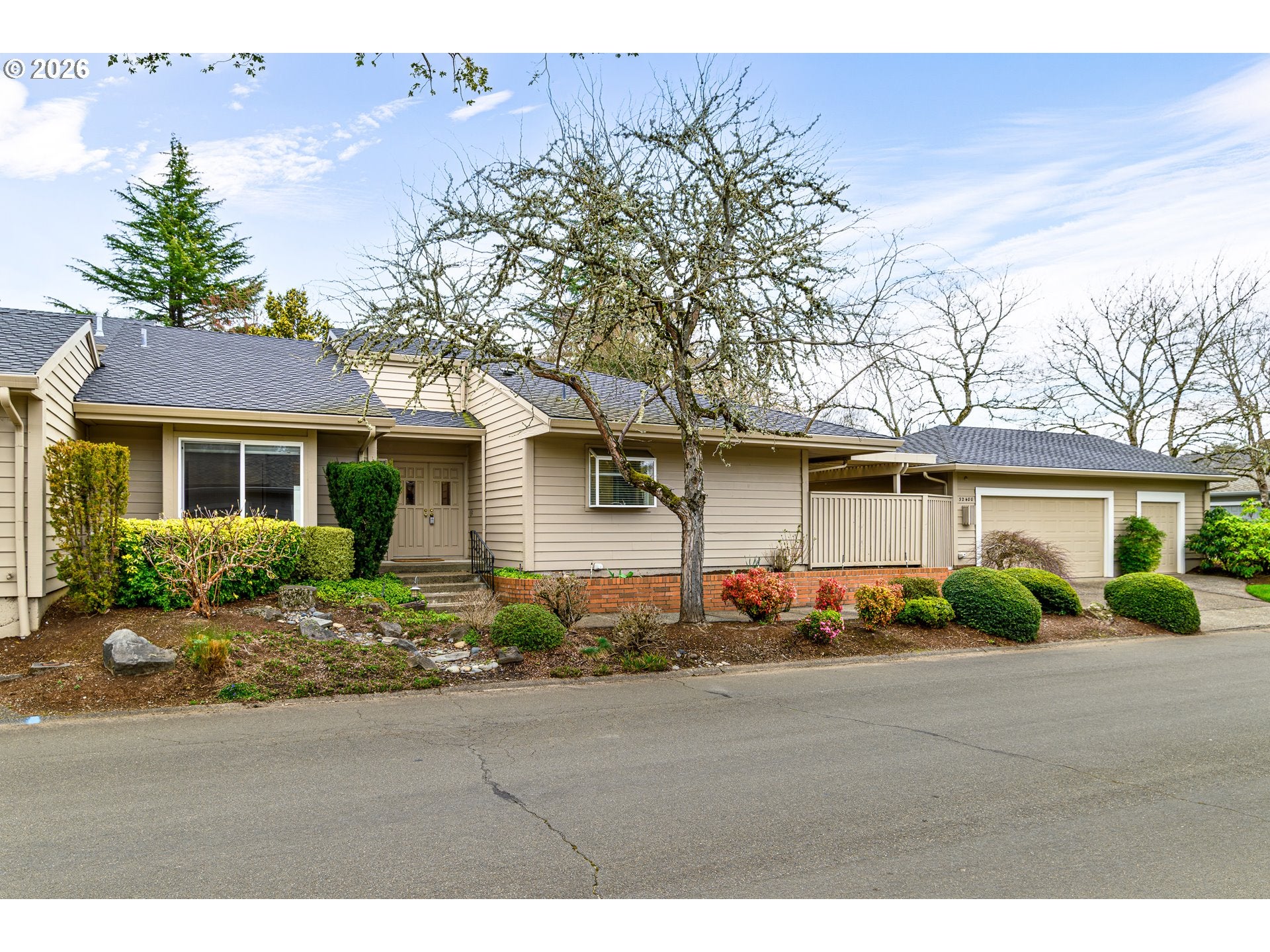 Arbor Lake Dr, Wilsonville, OR 97070