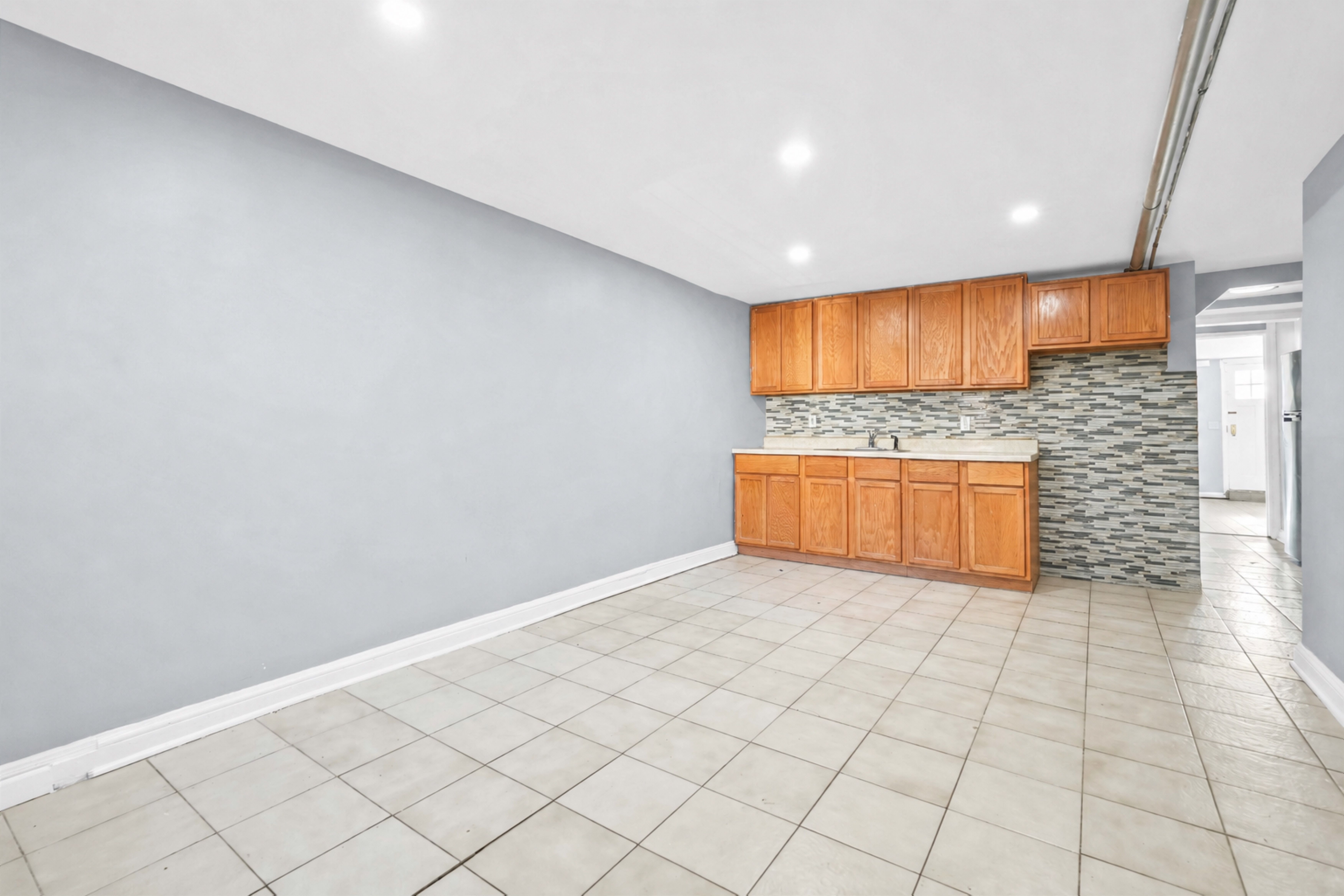  252 E 45th Street, Brooklyn, NY, 11203 - 物件實景