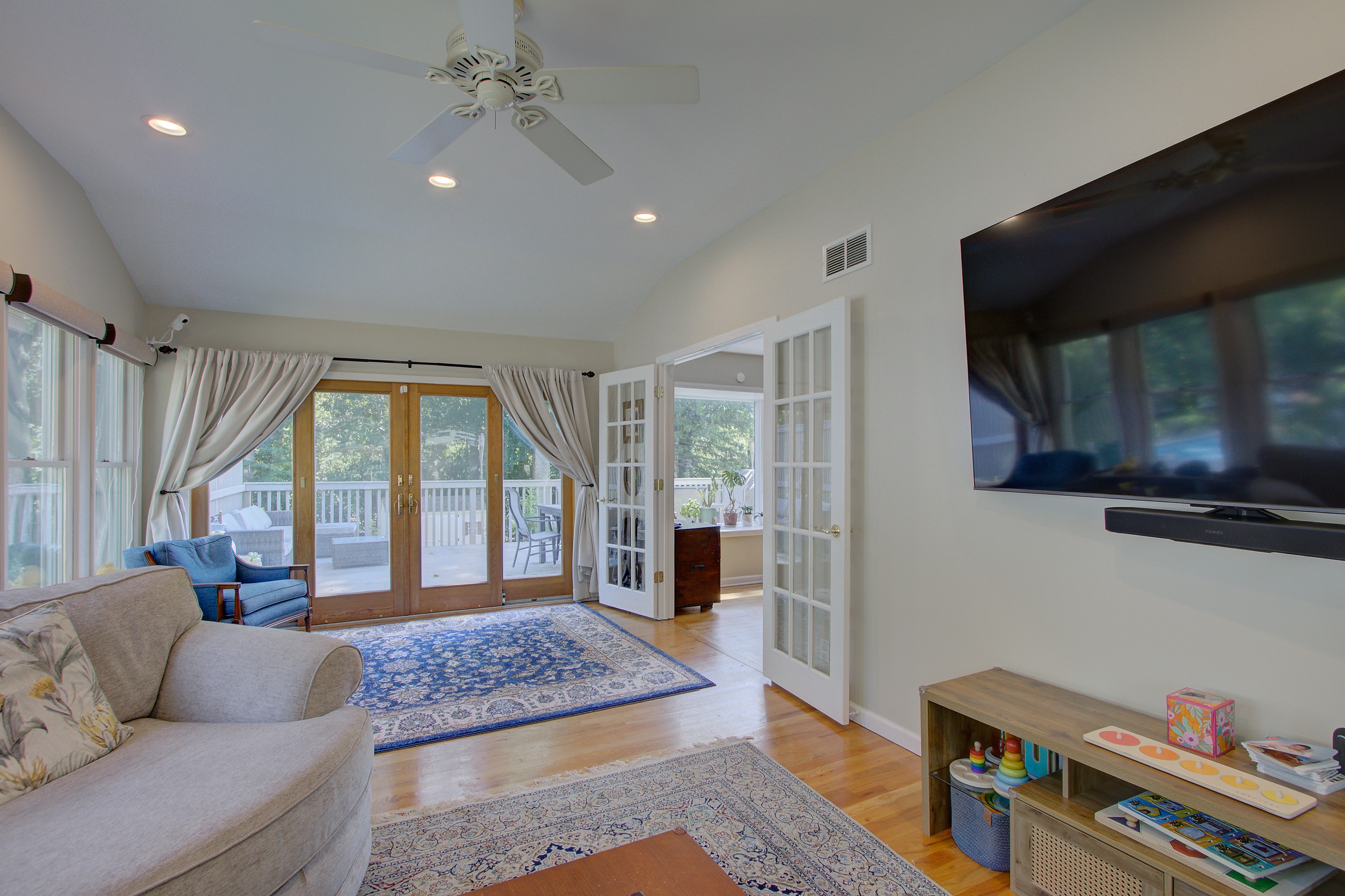  Lovingly maintained home in desirable Middletown neighborhood - 物件實景