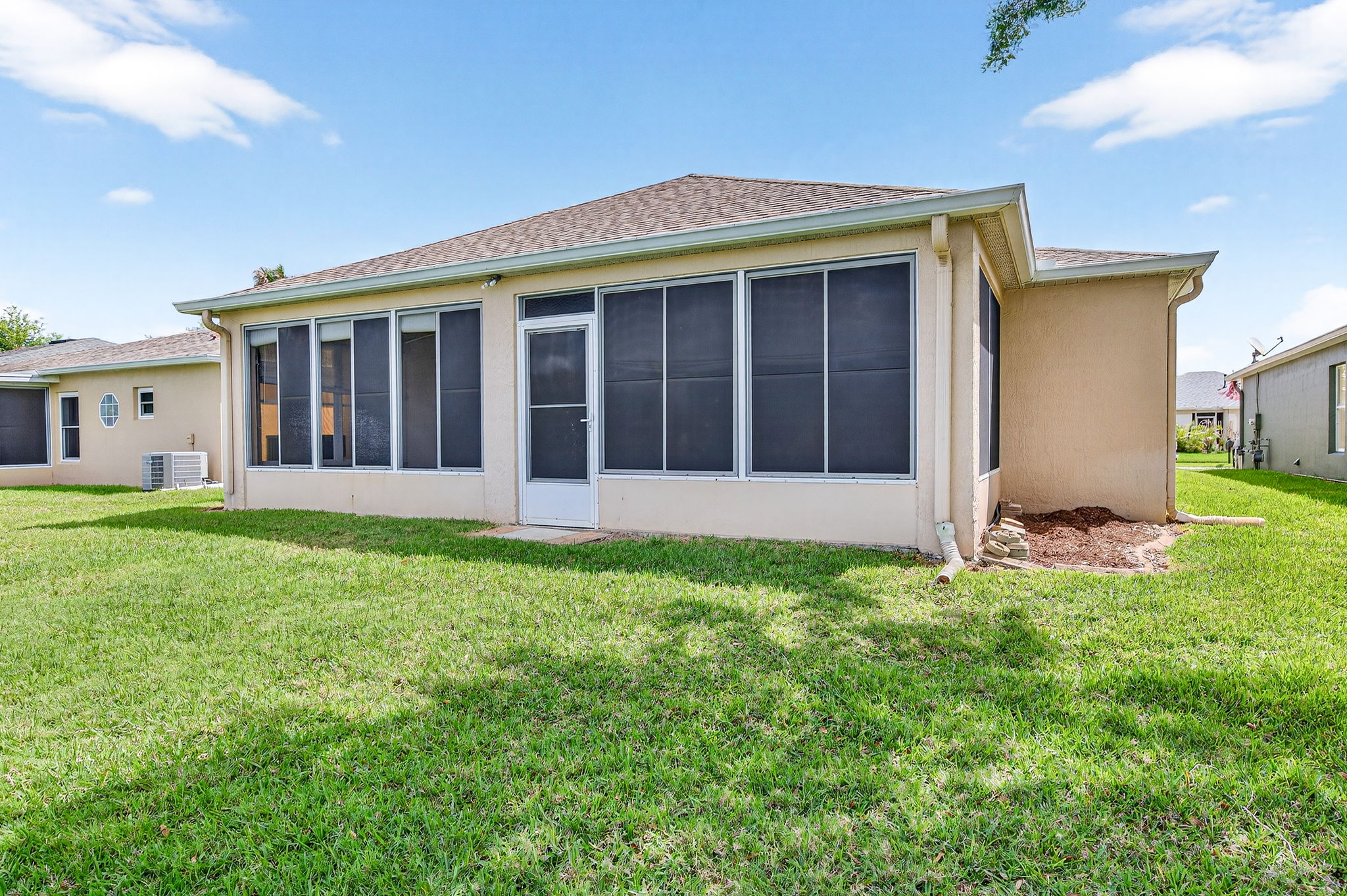  1280 Berryhill Drive, Melbourne, FL, 32934 - 物件實景