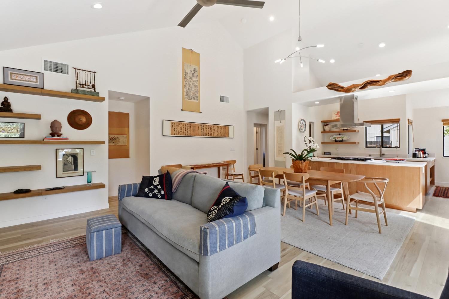 Davis, California, 95616, United States, 3 Bedrooms Bedrooms, ,2 BathroomsBathrooms,Residential,For Sale,1901059