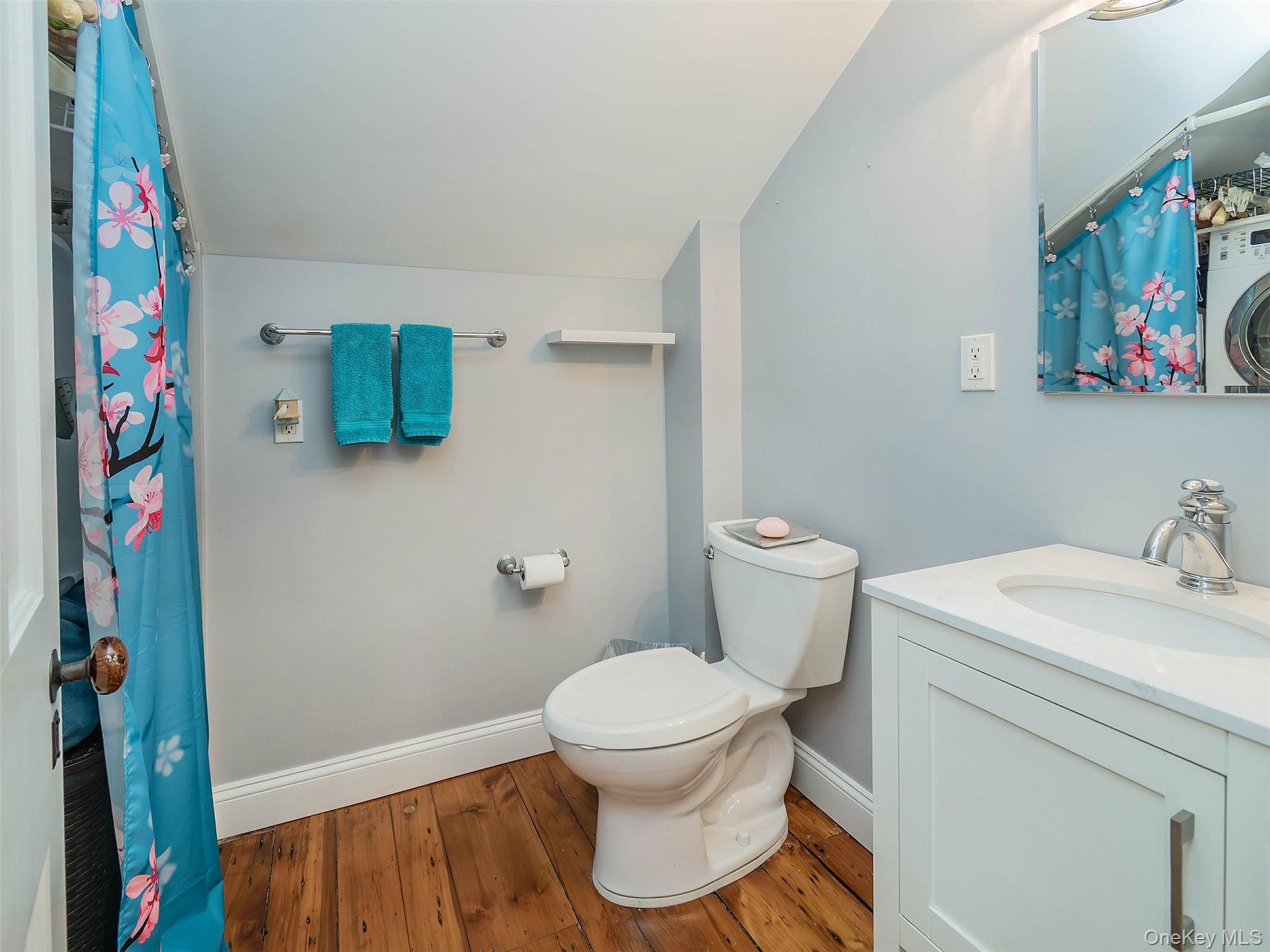  130 Mott Avenue, Roslyn, NY, 11576 - 物件實景