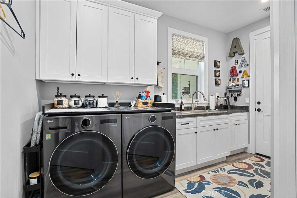 Temecula, California, 92590, United States, 4 Bedrooms Bedrooms, ,3 BathroomsBathrooms,Residential,For Sale,2013760