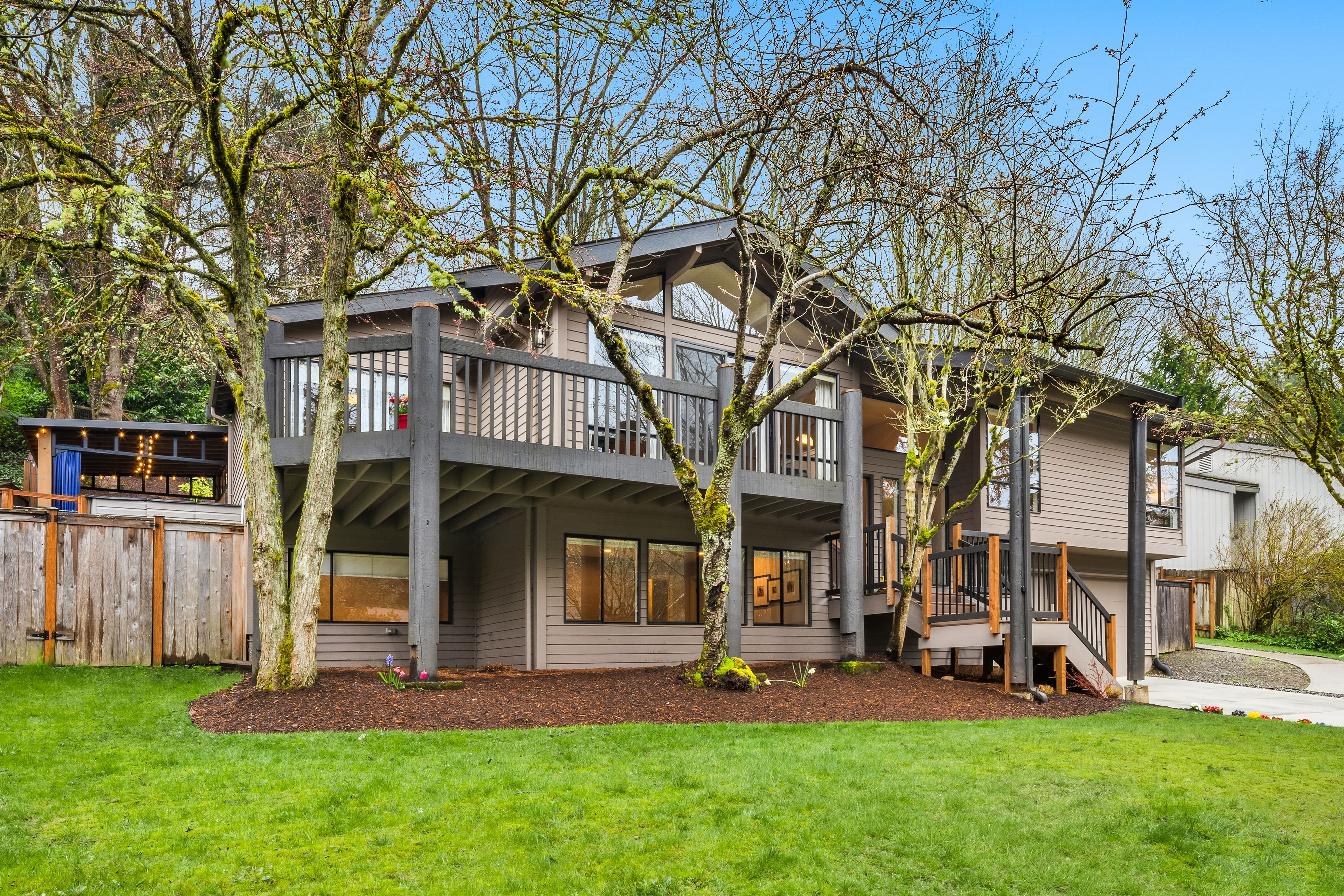  6700 81st Avenue Southeast, Mercer Island, WA 98040 - 物件實景