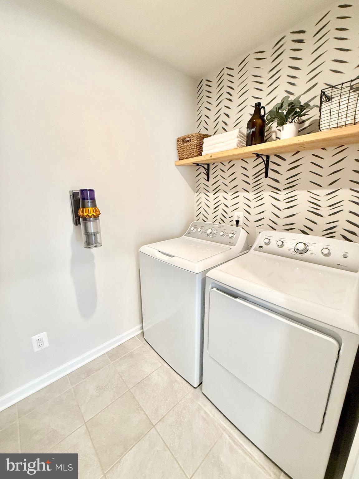 Stafford, Virginia, 22554, United States, 5 Bedrooms Bedrooms, ,4 BathroomsBathrooms,Residential,For Sale,2009953