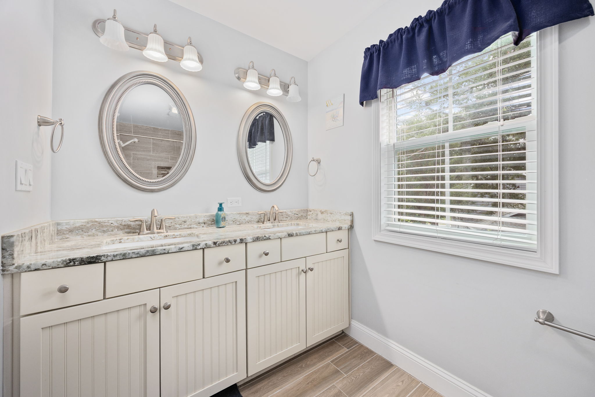 North Myrtle Beach, South Carolina, 29582, United States, 4 Bedrooms Bedrooms, ,3 BathroomsBathrooms,Residential,For Sale,1979525