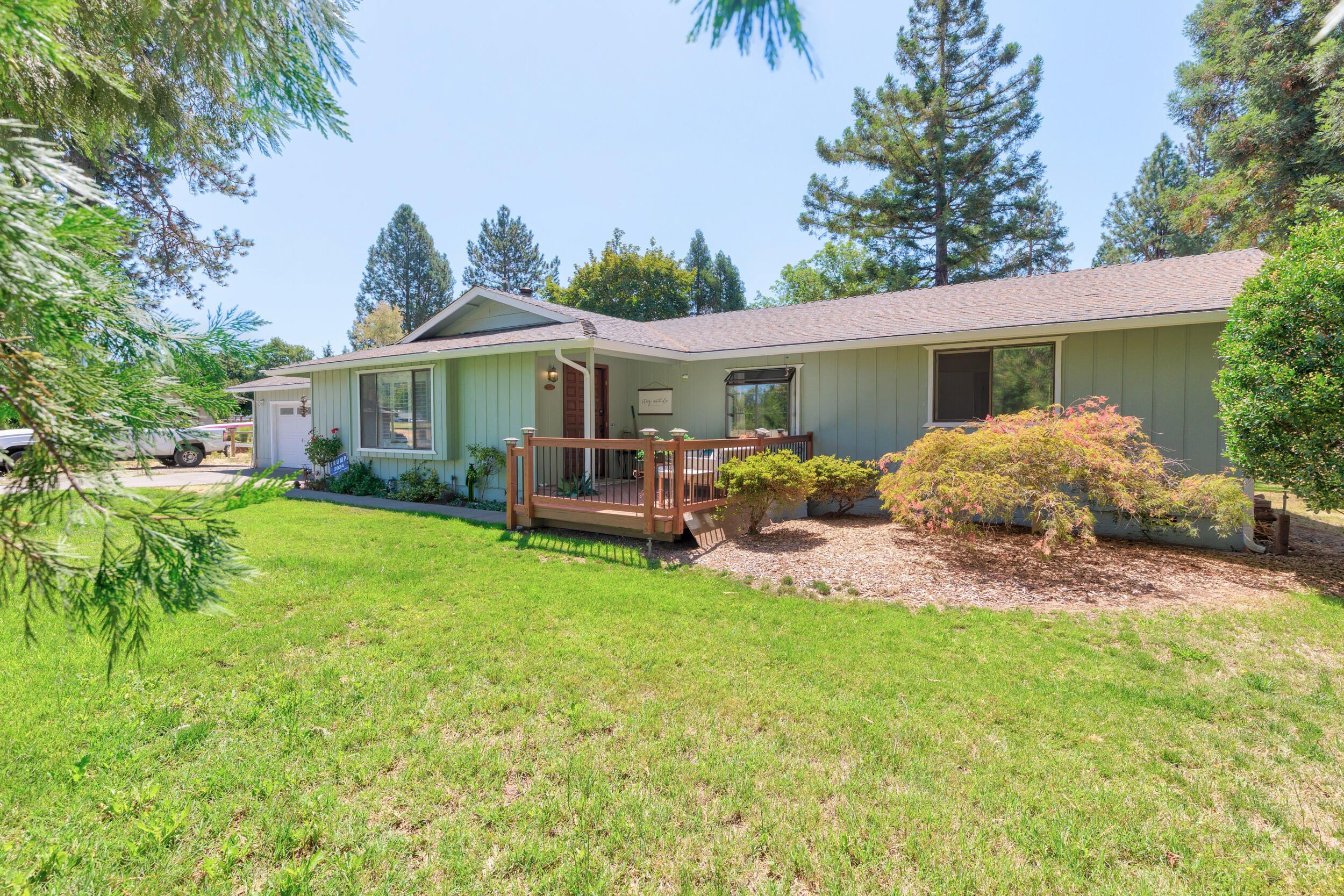 Grants Pass, Oregon, 97527, United States, 3 Bedrooms Bedrooms, ,3 BathroomsBathrooms,Residential,For Sale,1928717