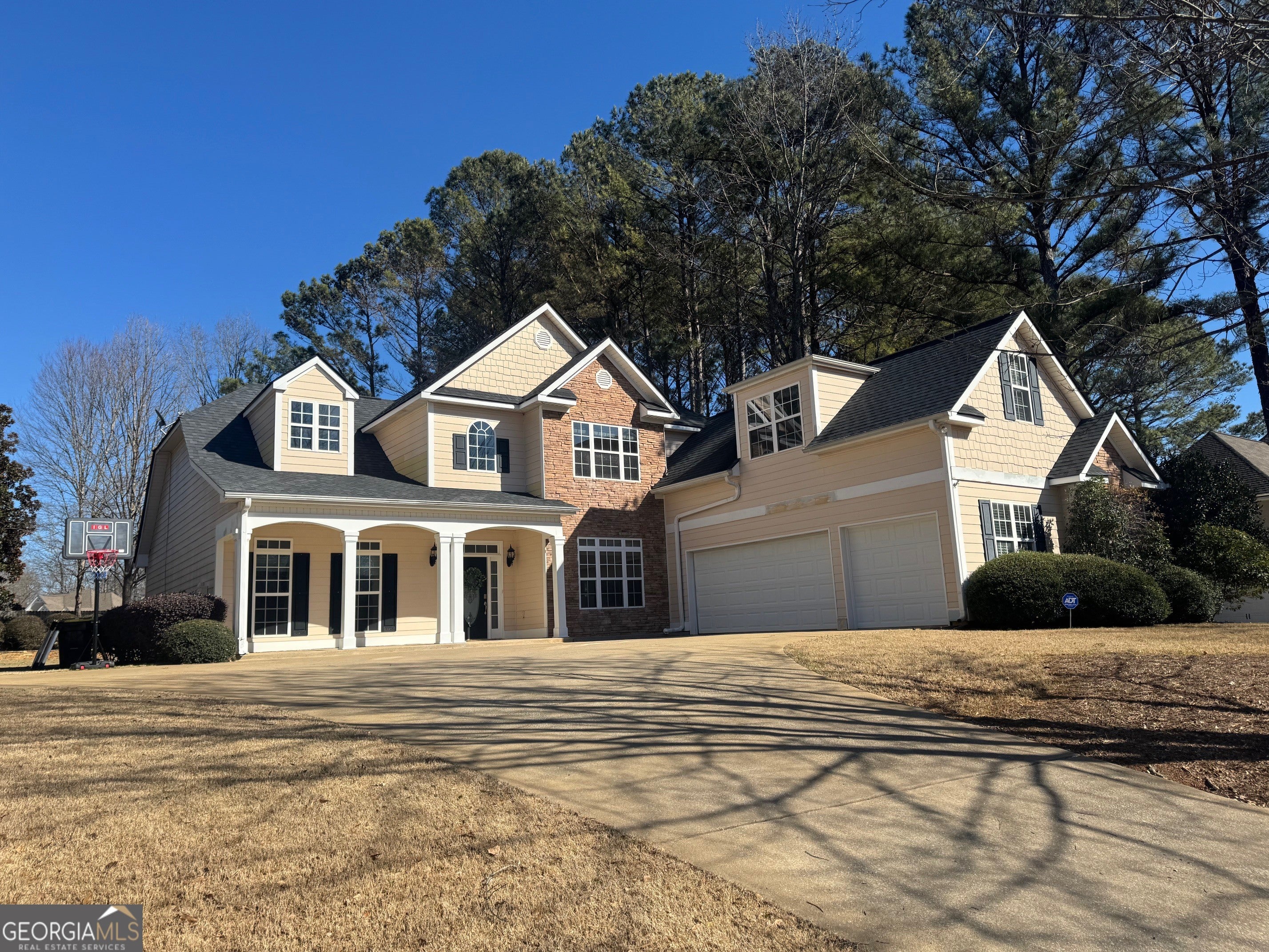 Newnan, Georgia, 30265, United States, 5 Bedrooms Bedrooms, ,4 BathroomsBathrooms,Residential,For Sale,2015766