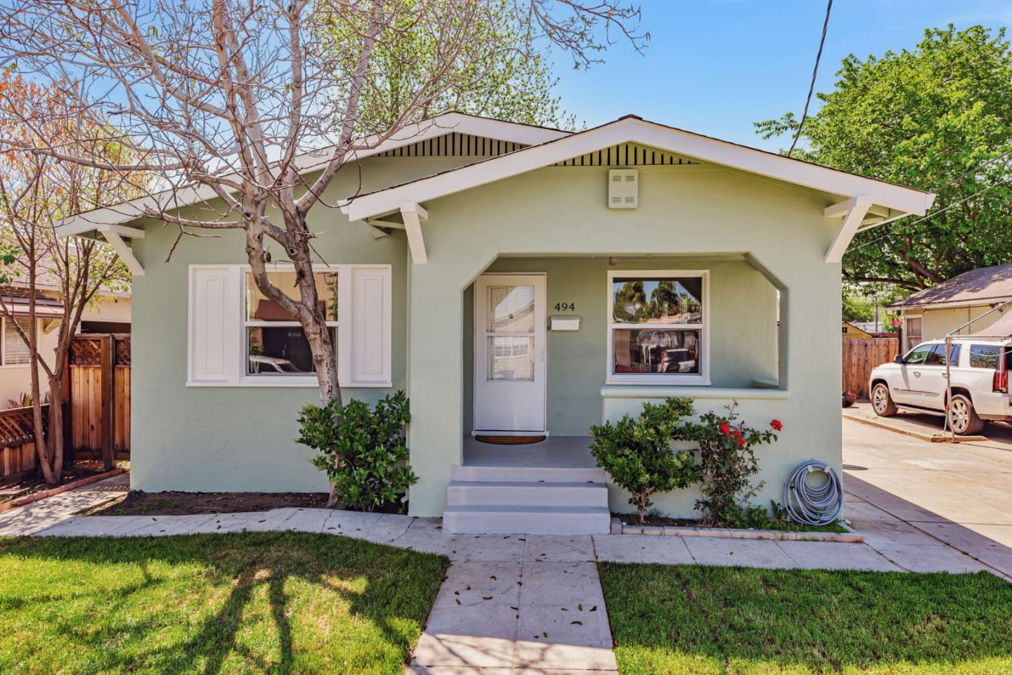 San Jose, California, 95112, United States, 3 Bedrooms Bedrooms, ,1 BathroomBathrooms,Residential,For Sale,1940369
