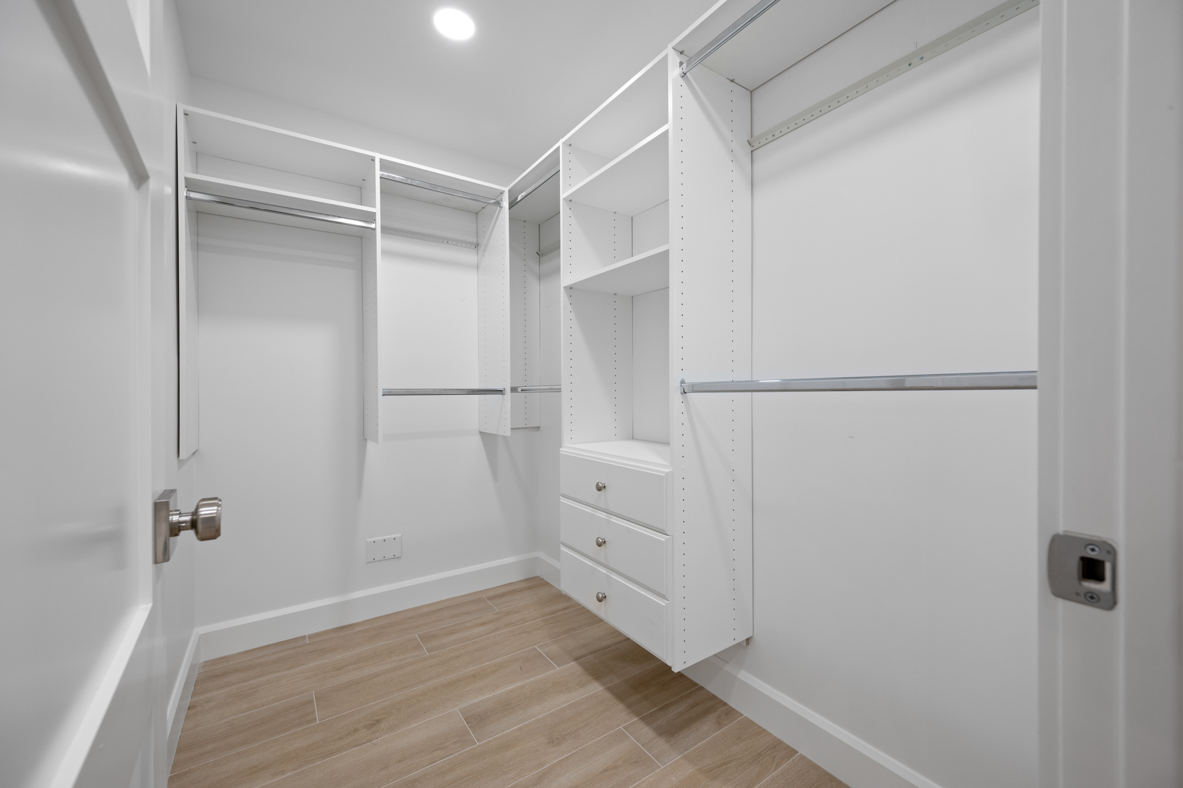 St Pete Beach, Florida, 33706, United States, 4 Bedrooms Bedrooms, ,3 BathroomsBathrooms,Residential,For Sale,2009657