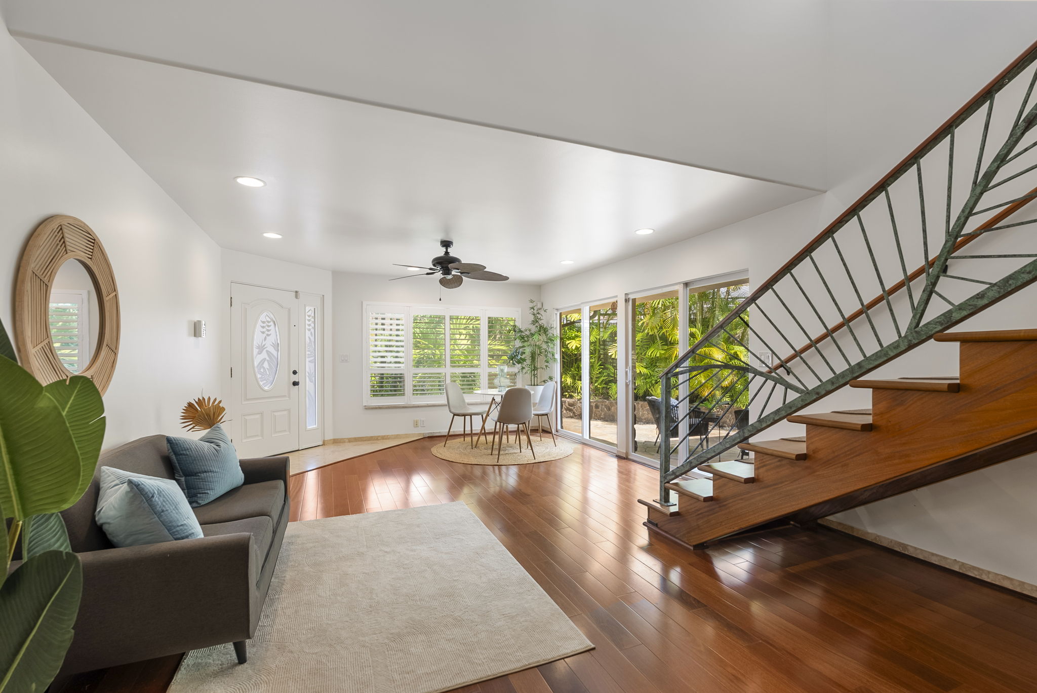 Kailua, Hawaii, 96734, United States, 6 Bedrooms Bedrooms, ,4 BathroomsBathrooms,Residential,For Sale,1981977