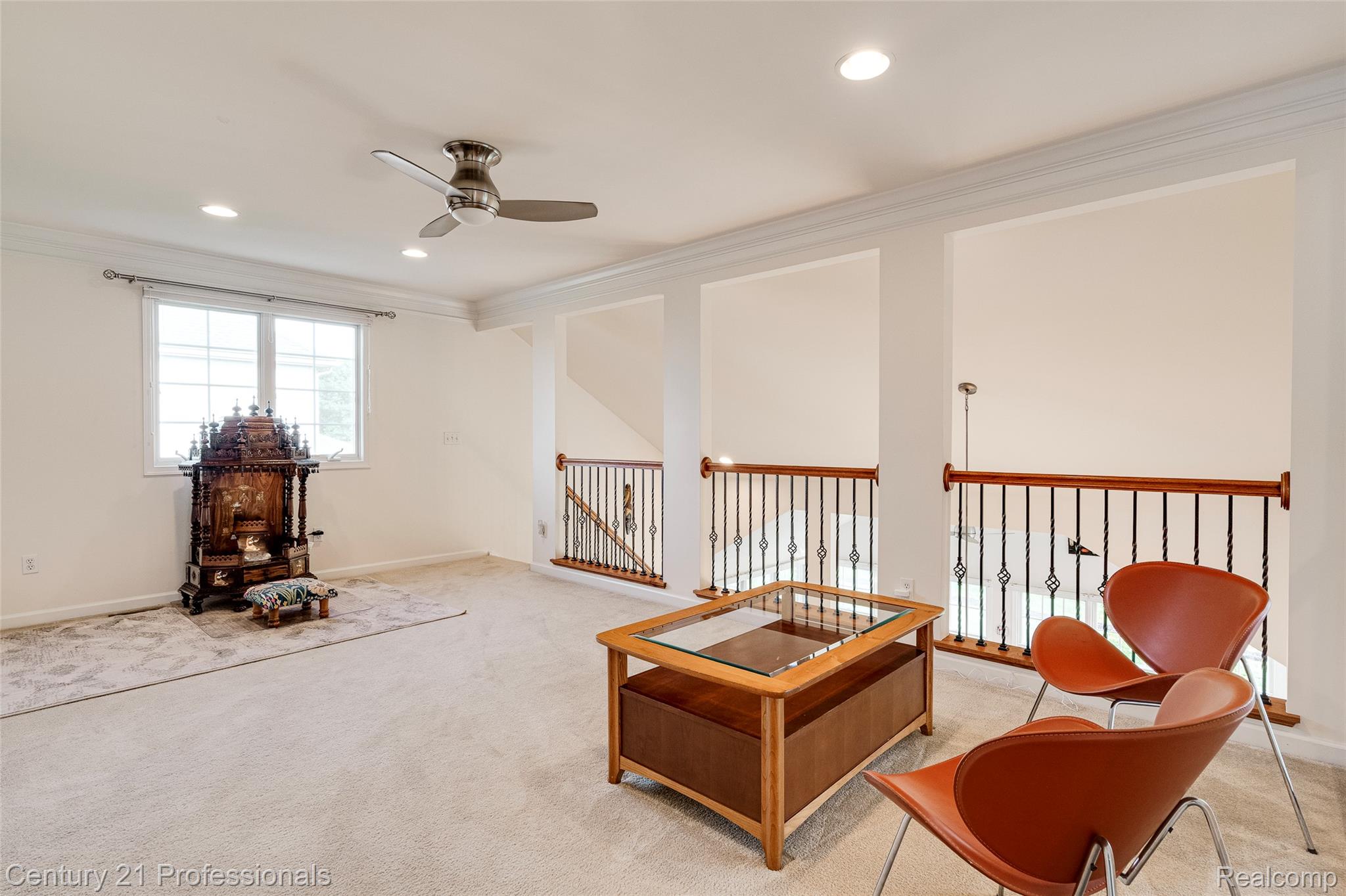 Novi, Michigan, 48374, United States, 4 Bedrooms Bedrooms, ,5 BathroomsBathrooms,Residential,For Sale,1904445