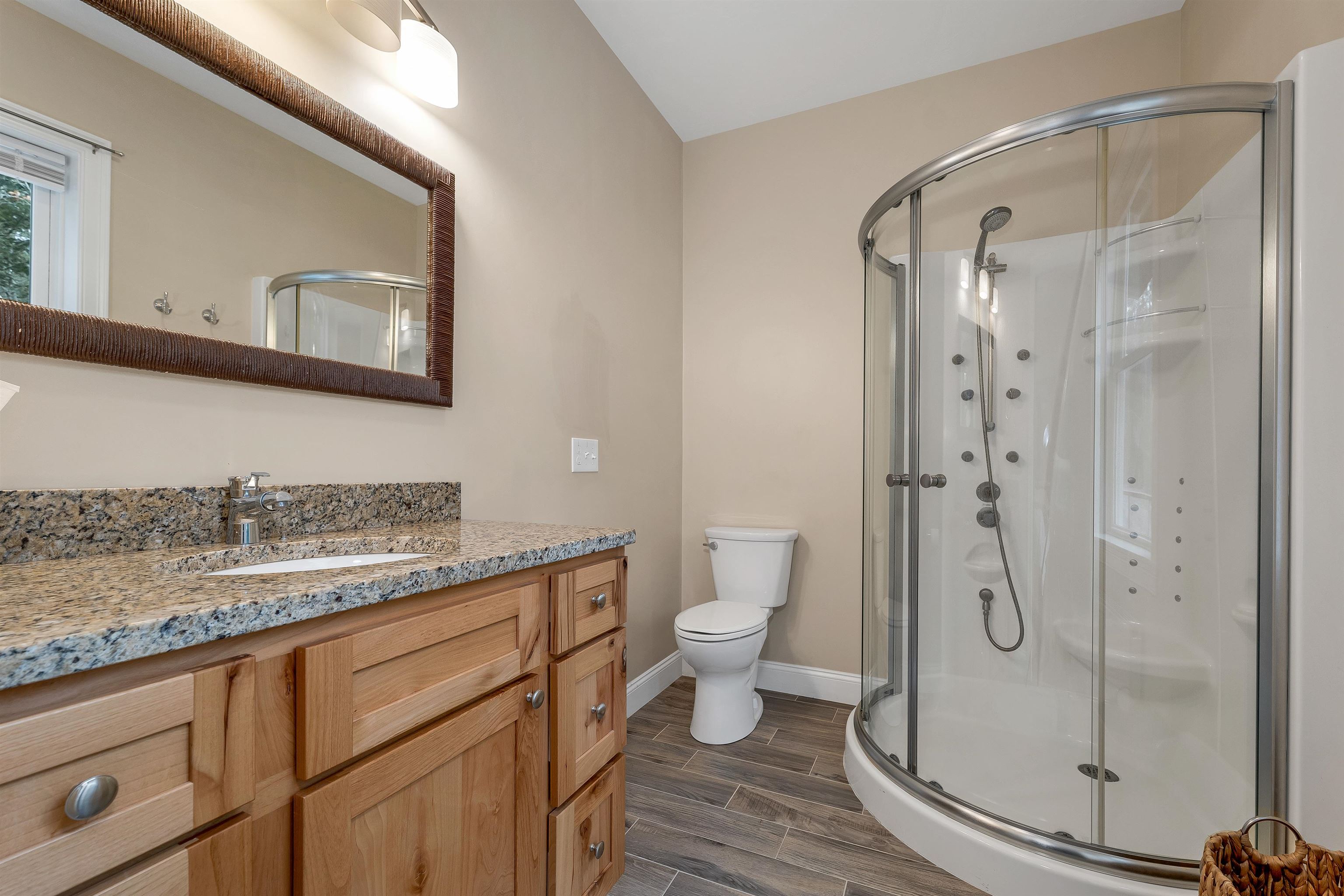 Meredith, New Hampshire, 03253, United States, 4 Bedrooms Bedrooms, ,2 BathroomsBathrooms,Residential,For Sale,1998295