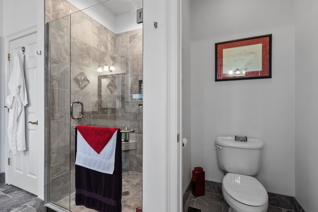 Westford, Massachusetts, 01886, United States, 3 Bedrooms Bedrooms, ,4 BathroomsBathrooms,Residential,For Sale,1923619